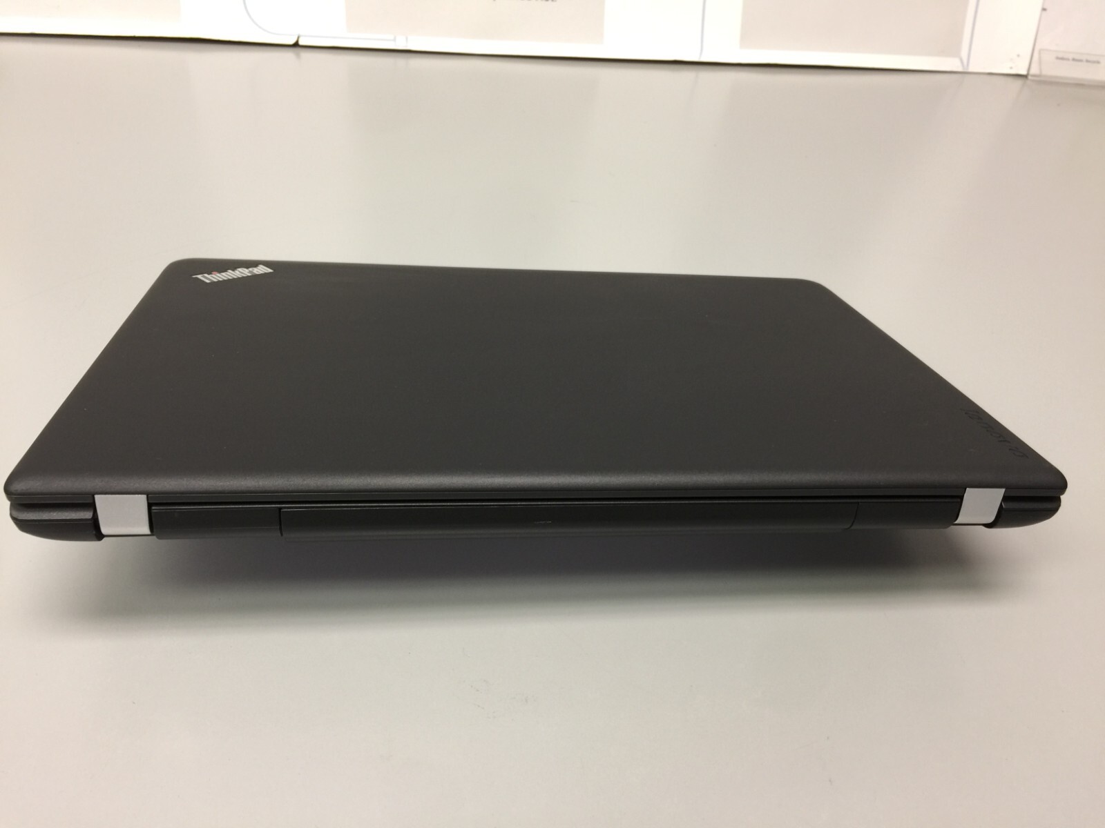 LENOVO THINKPAD E560 Intel Core i5 6th gen 2.30 GHz 8GB RAM 240 GB SSD