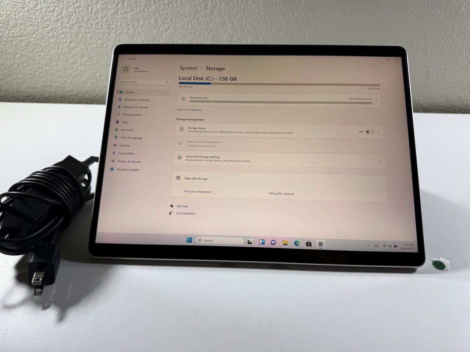 Microsoft Surface Pro 8 (1982) i5-1145G7 – 16GB RAM – 256GB 120Hz – Win 11 Pro