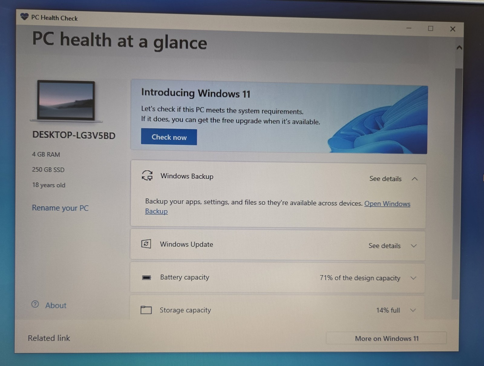 Dell Inspiron 1501, 15.4″, 4GB ram, 250GB SSD, Windows 10!