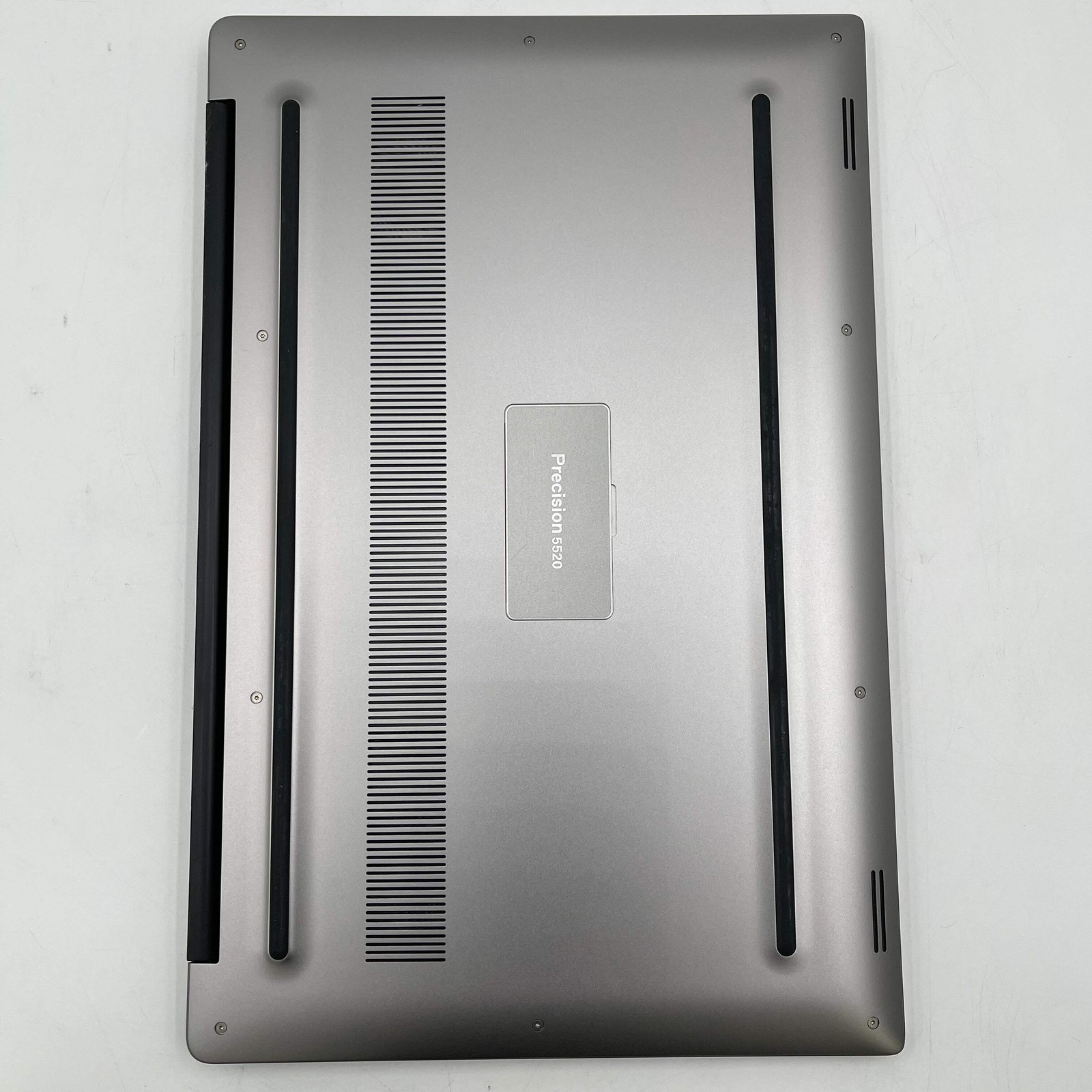 Dell Precision 5520 P56F 15.6″ i7-7820HQ 2.9GHz 48GB RAM 4TB SSD Quadro M1200