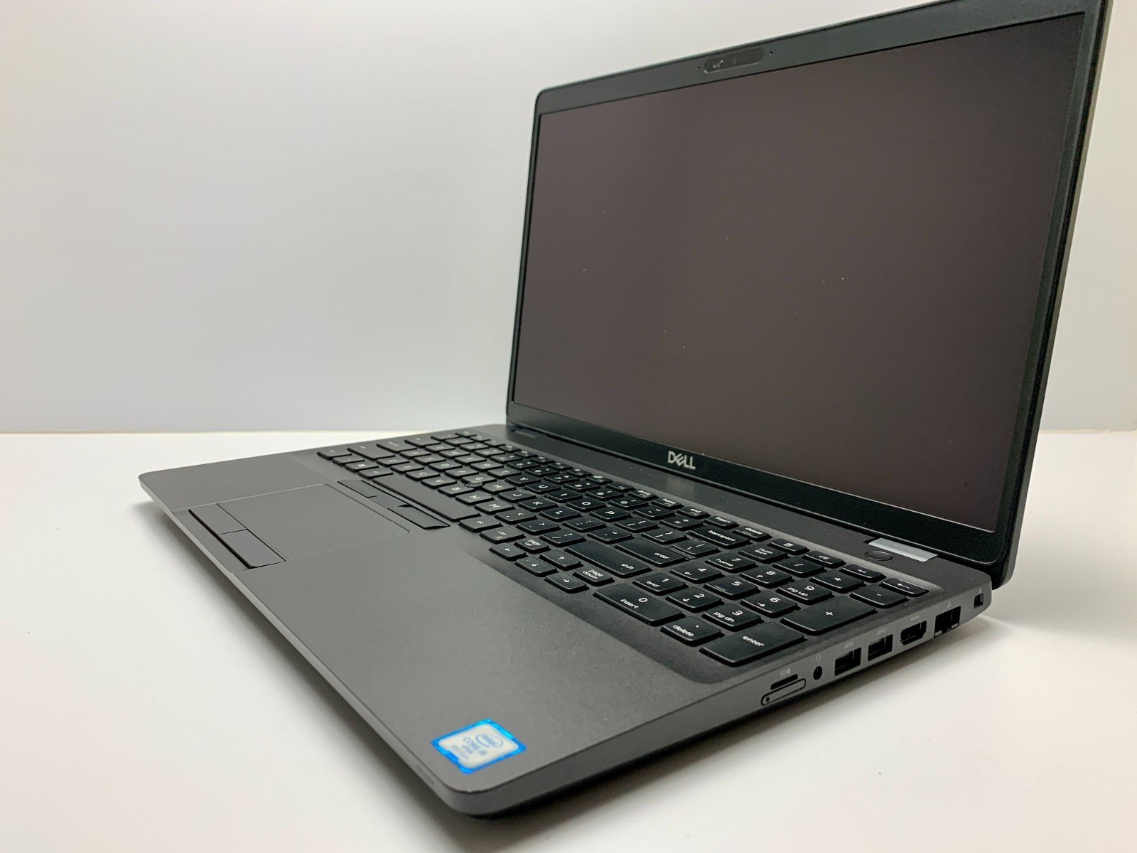 Dell Latitude 5501 | i5-9400H | 8GB RAM | 128GB SSD | LINUX | BAD KEYS