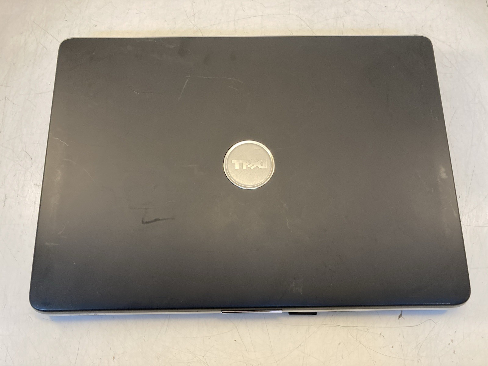 DELL Inspiron 1525 Intel Celeron 1.86GHz | 2GB RAM | NO HDD/OS – Boots to Bios
