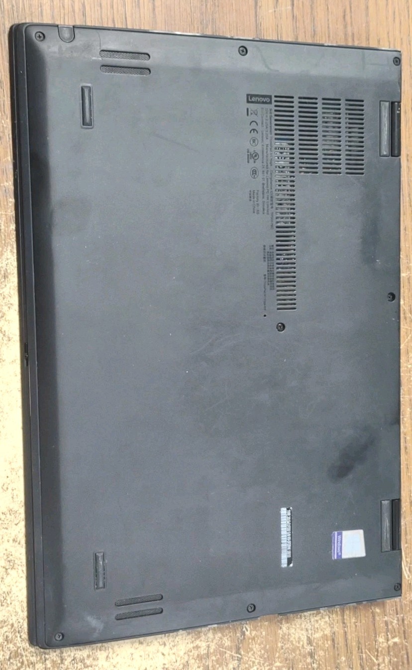 Lenovo ThinkPad x1 yoga 14″ W/ i5-8350U 1.7ghz, 16GB, 256GB, TOUCH, STYLUS.