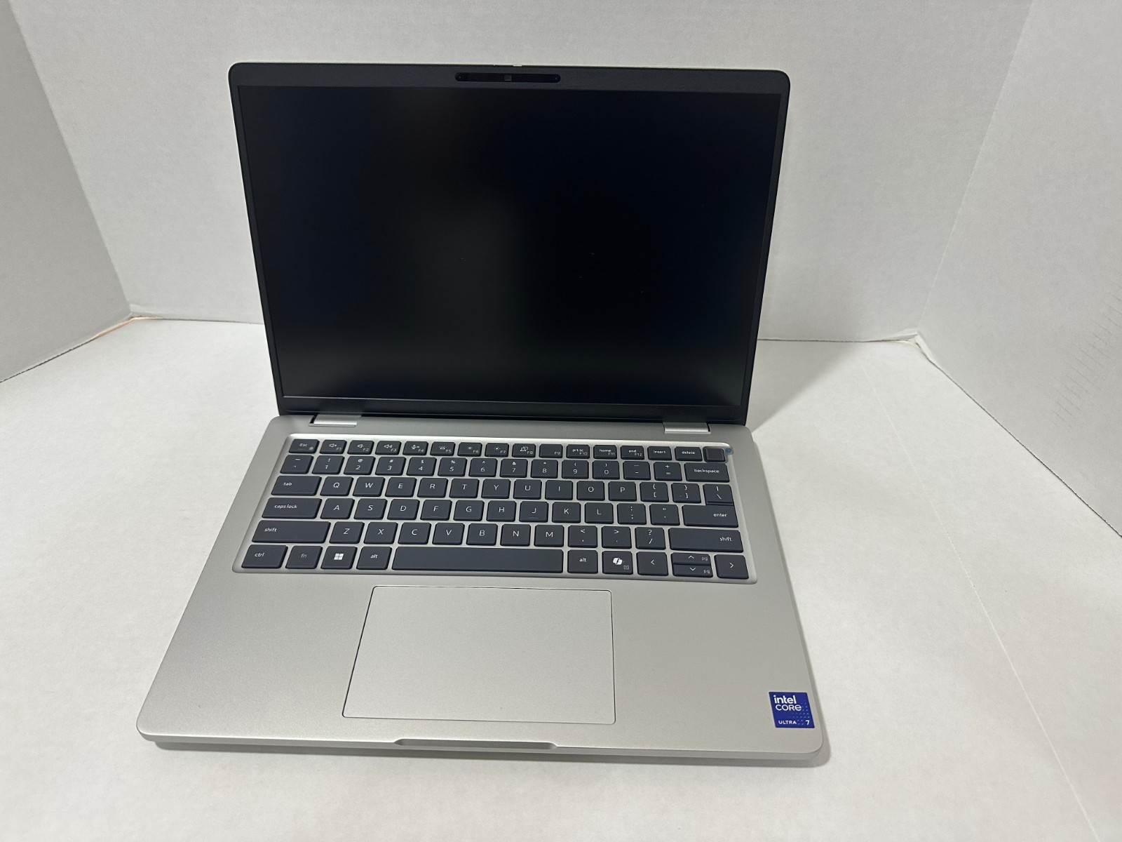 Dell Pro 14 PC14250 14″ Core Ultra 7 255U 2.0GHz 32GB RAM 512GB SSD