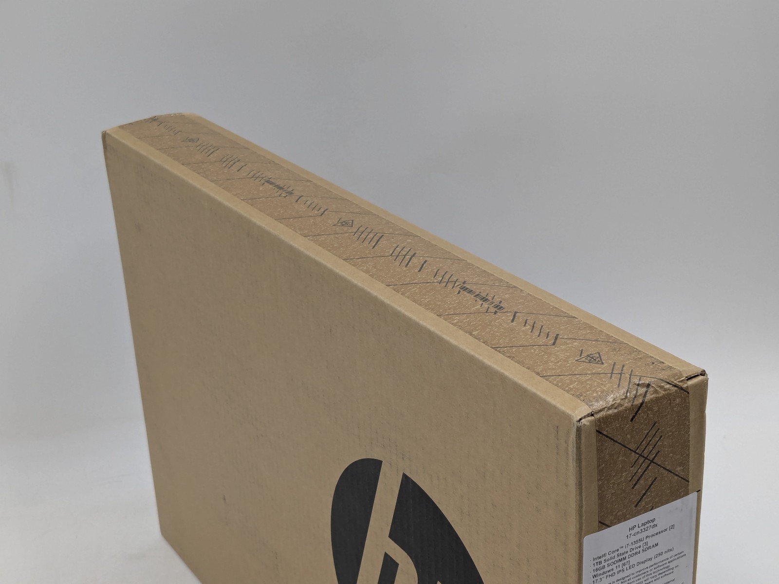HP Laptop 17-cn3327dx 17.3″ i7-1355U 16GB DDR4 1TB SSD Windows 11 Home