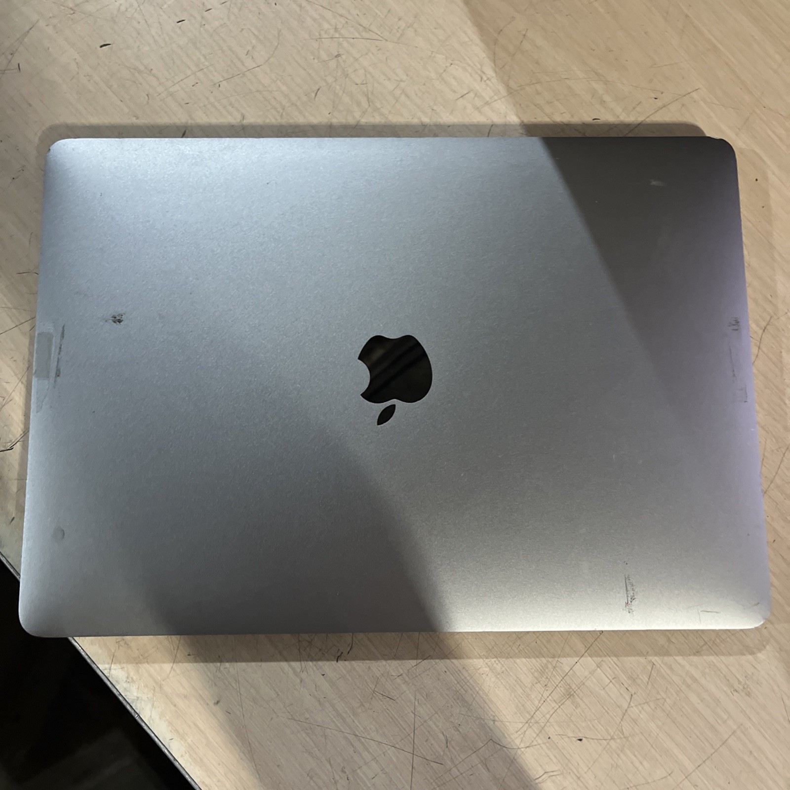 APPLE MACBOOK PRO 13″ TOUCH/2019 2TB CORE I5-8257U 1.4GHZ 8GB RAM 128SSD