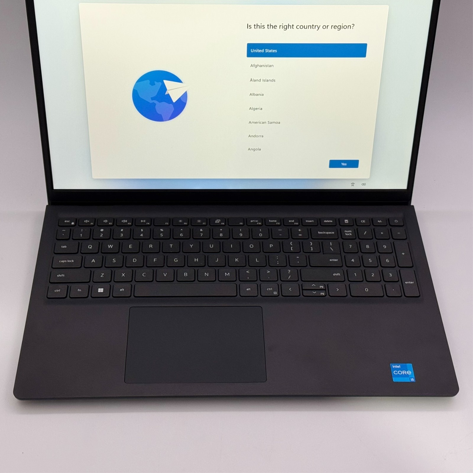 Dell 15.6″ 2K Touch Laptop i5-1334U 13th Gen 8GB 512GB Carbon Black 2023 *READ*