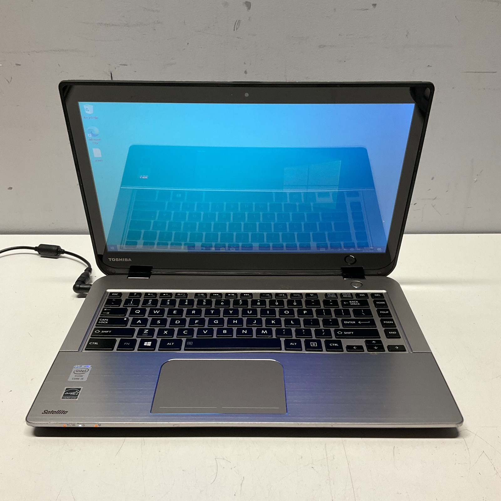 Toshiba Satellite E45t-A i5-4200U 1.6 Ghz 4GB 250GB SSD Windows 10 Pro Laptop