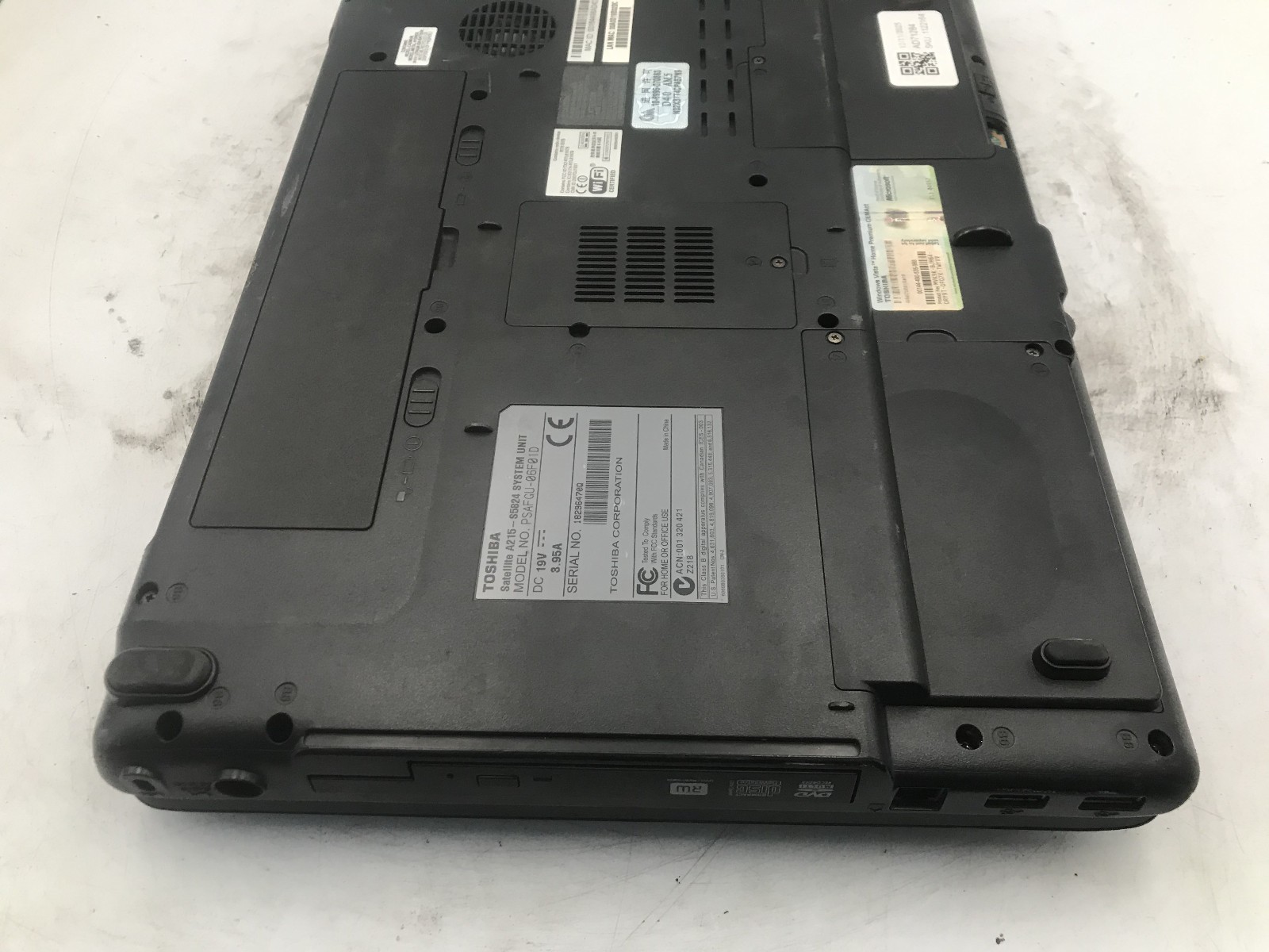TOSHIBA SATELLITE A215 S5824 -BOOTS TO BIOS- AMD ATHLON 64 X2 – 2GB RAM -READ-BB