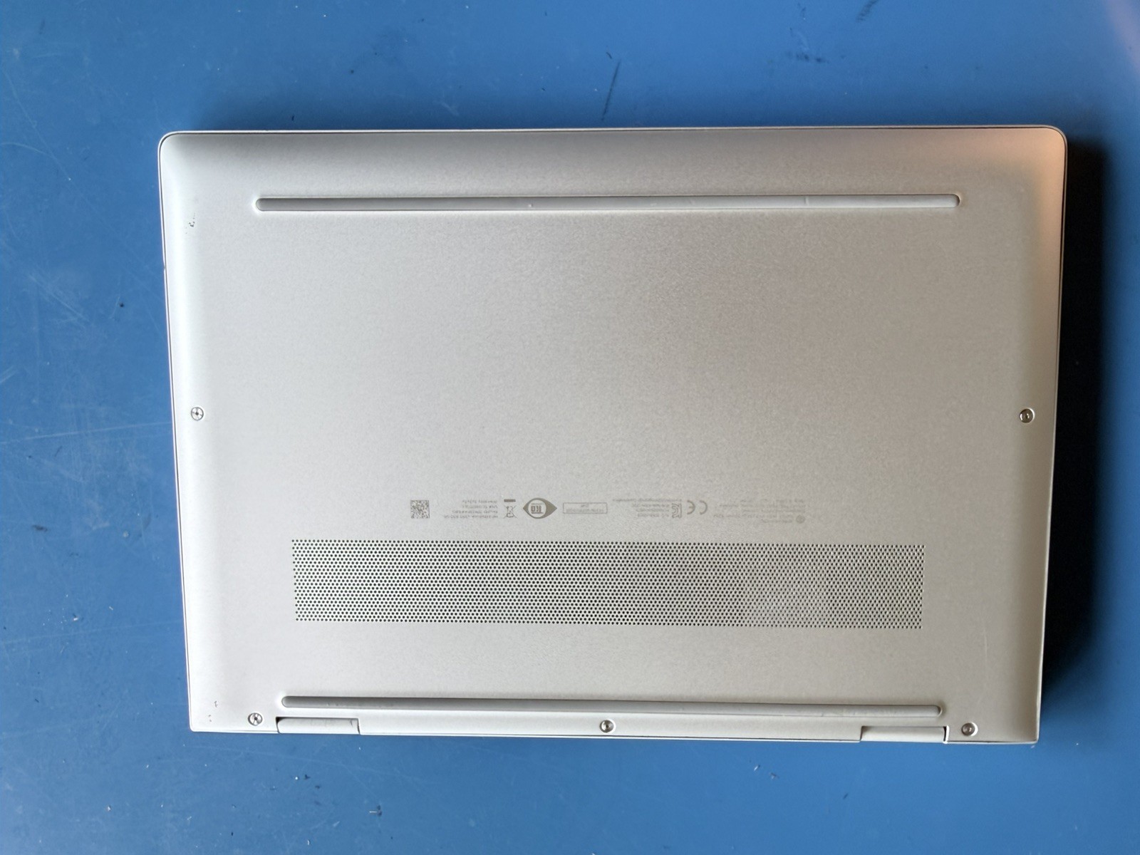 HP EliteBook 13.3 inch (512GB, Intel Core i5 8th Gen., ) Silver -Touchscreen