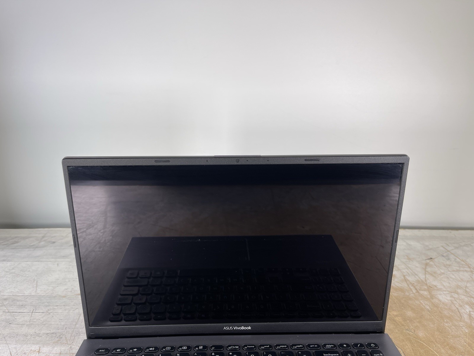ASUS VIVOBOOK F512J i3-1005G1 @ 1.20 GHz, 12GB RAM, NO HDD/OS – (FOR PARTS)