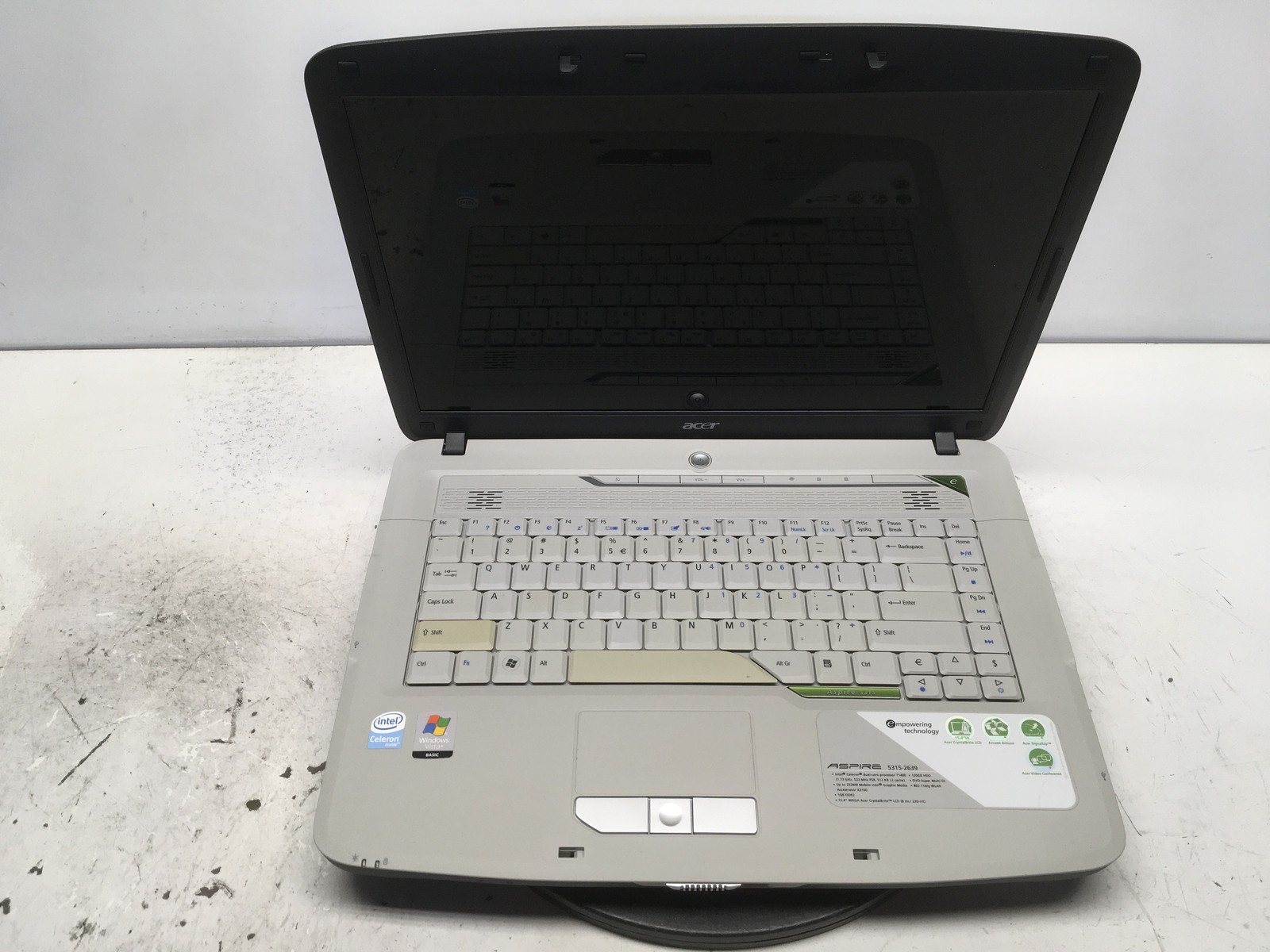 Acer Aspire 5315-2639 ICL50 Intel Core Solo T1400 1.73GHz 1 GB NO HDD No Batt
