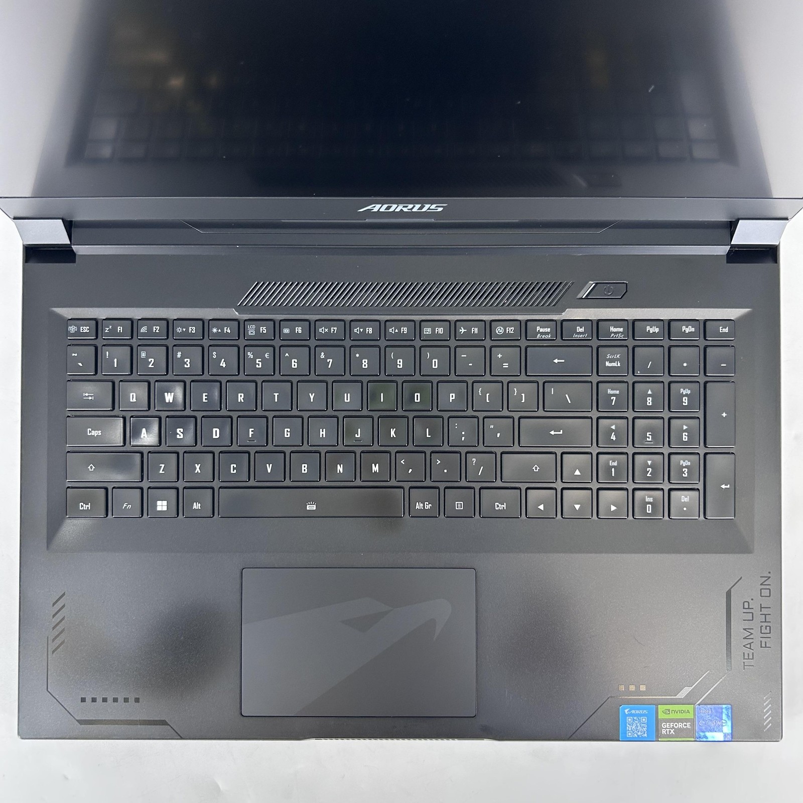 Gigabyte Aorus 17x AXF 17 240Hz 2K QHD 2.2 GHz i9-13980HX 32GB 1TB/1TB RTX 4080