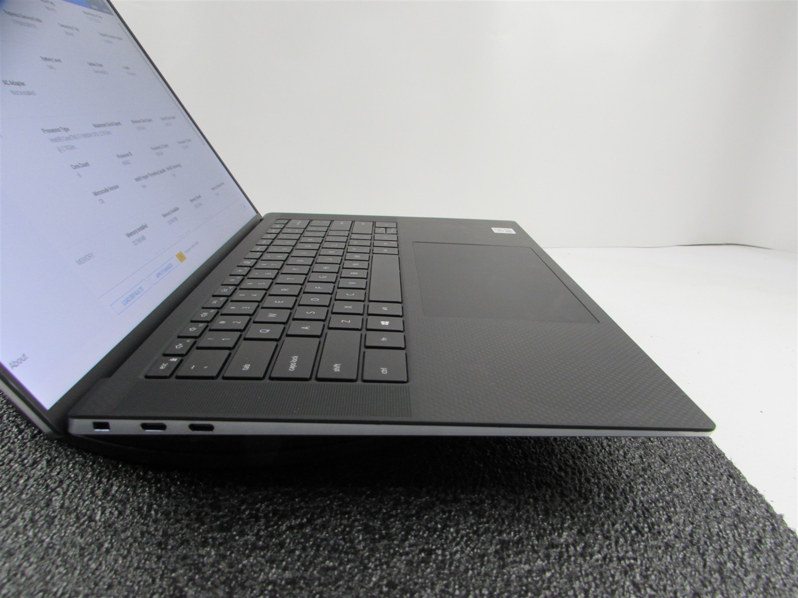 DELL PRECISION 5550 1920X1200 FHD CORE I7-10850H 512GB SSD 32GB RAM T1000 WIN 11