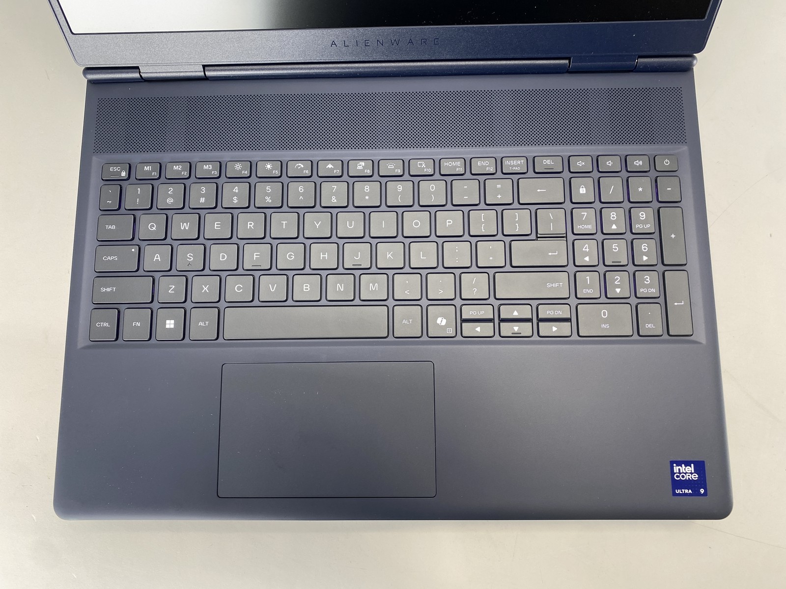 Dell Laptop Alienware 16X AC16251 16″ Intel Core Ultra 9 275HX 2TB RTX 5070