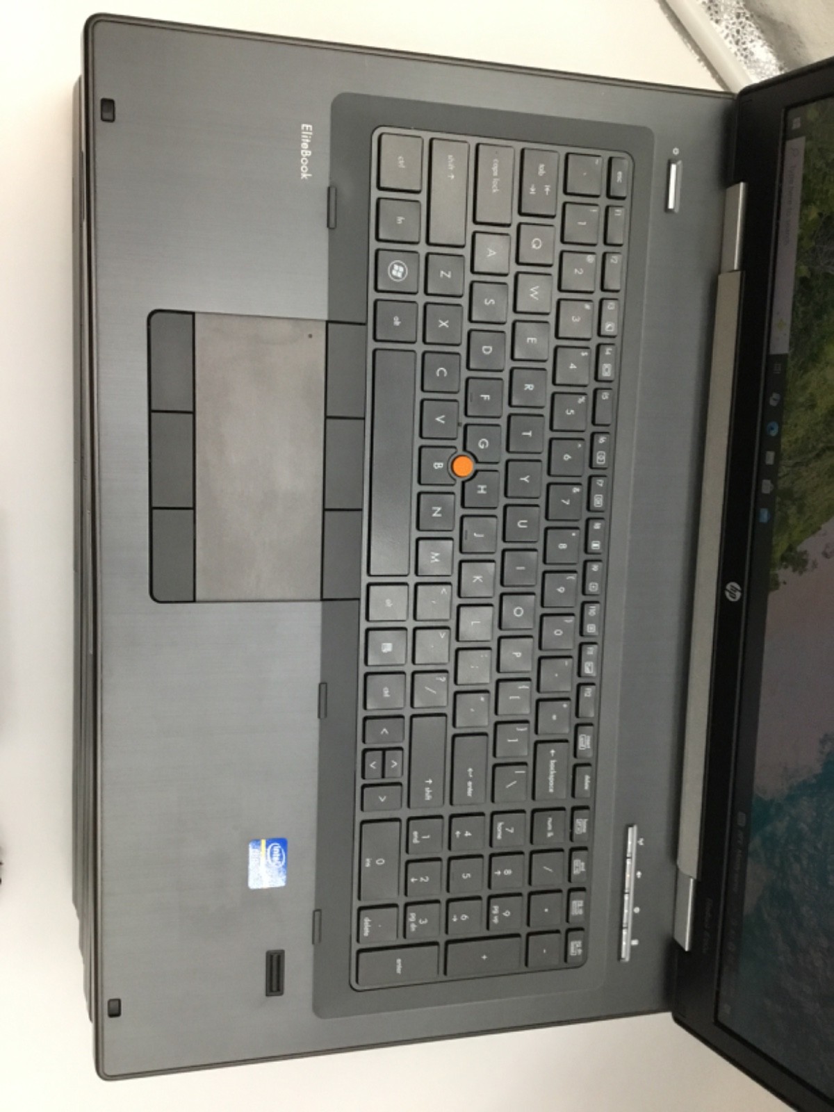 HP EliteBook 8760w i7-2720QM 8GB RAM 256GB SSD 17″ FHD NVIDIA Quadro Win10 Pro