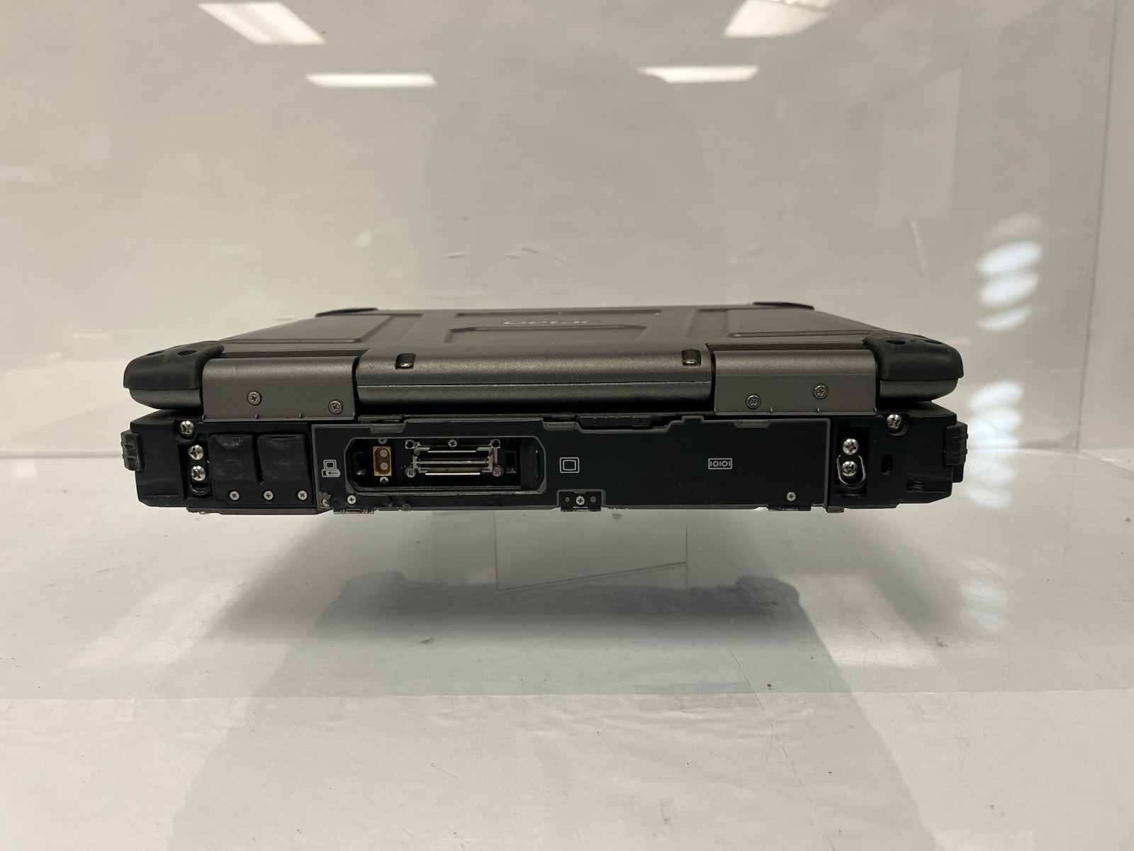 Getac B300 G5 Rugged Touch 13.3″ i5-4300M 2.60GHz 4GB Ram 128GB SSD 12680 Hours