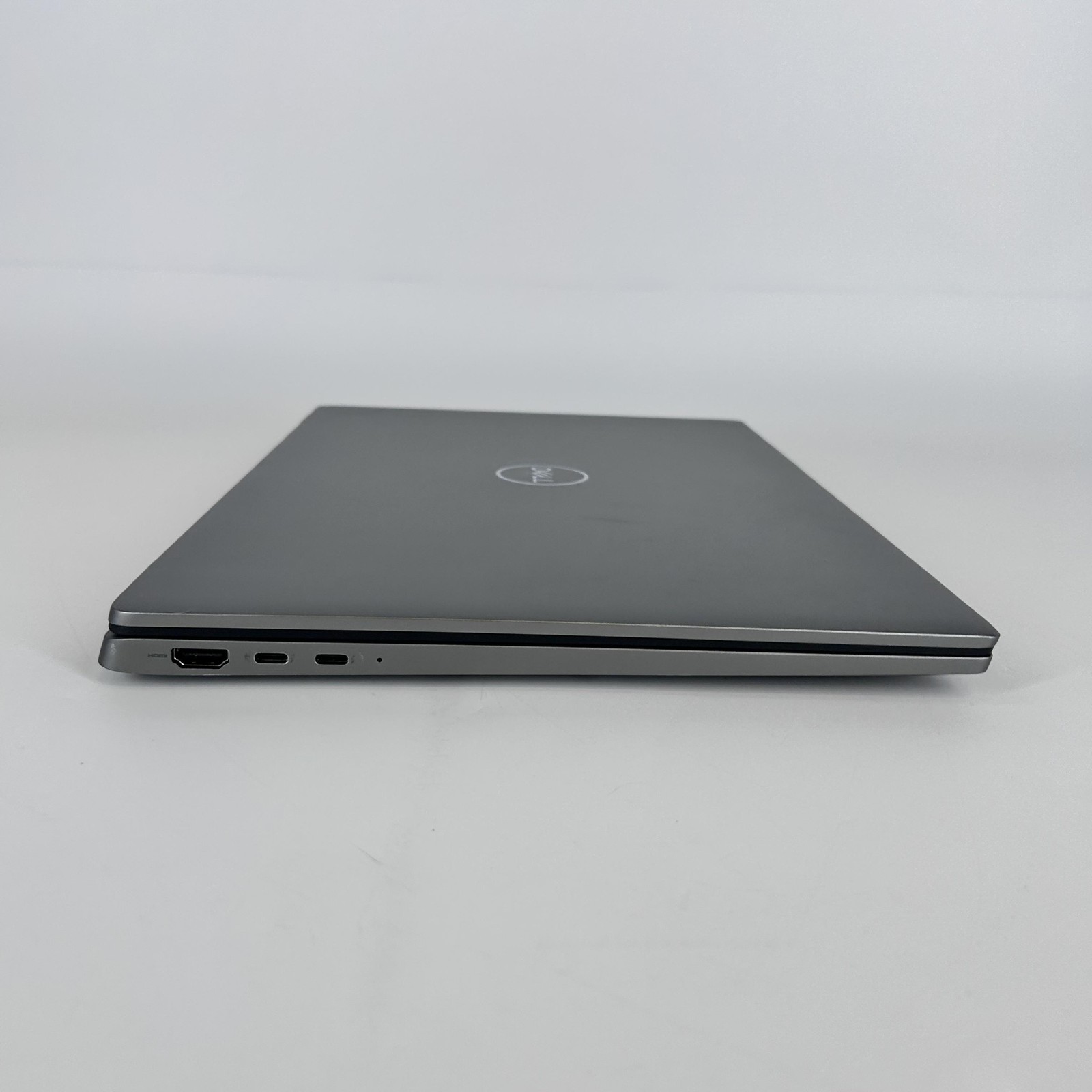 Dell Latitude 7640 16 Gray FHD+ 1.6 GHz i5-1345U 16GB 256GB SSD Good – LCD BLEED