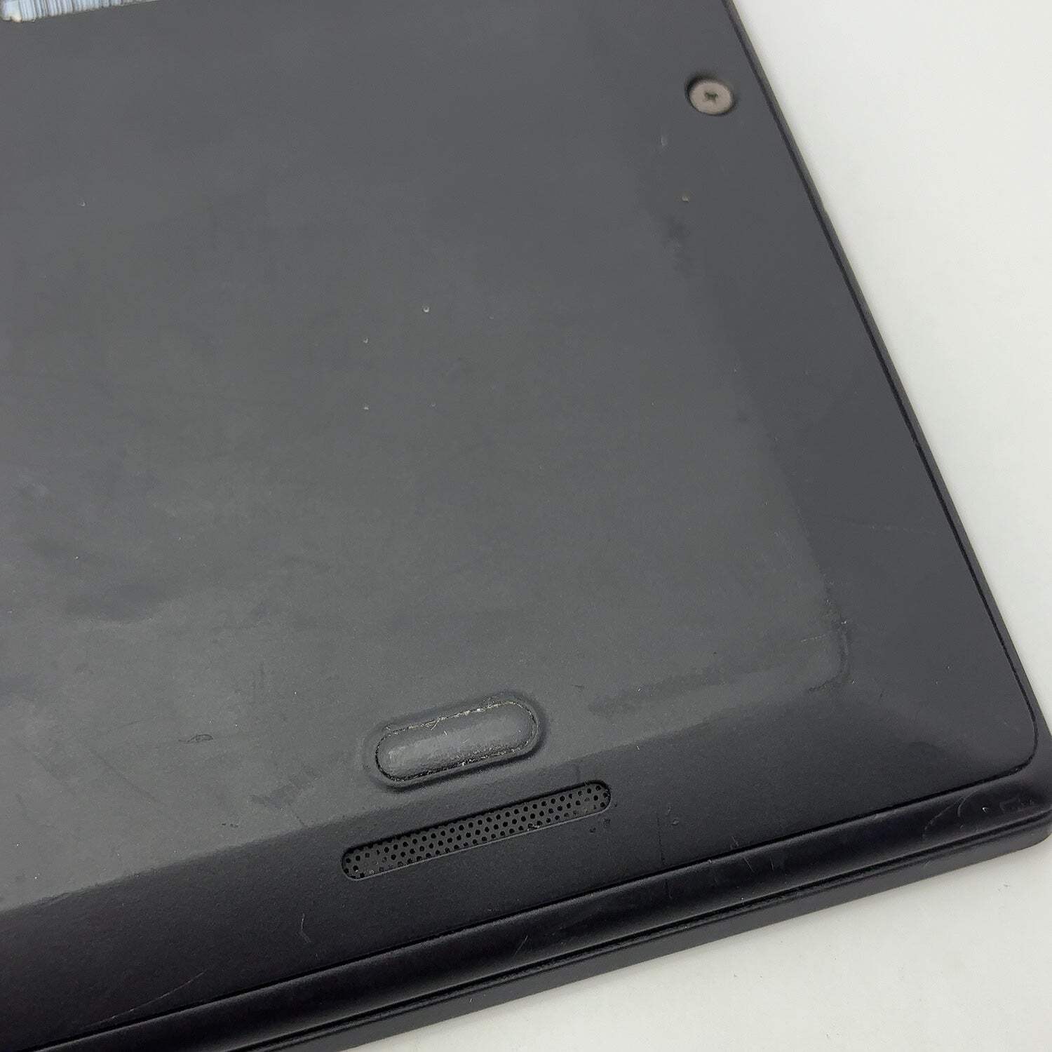 Broken Lenovo ThinkPad X1 Carbon Gen 5 20HR000DUS 14″ i5-7300U 8GB RAM 256GB Bad