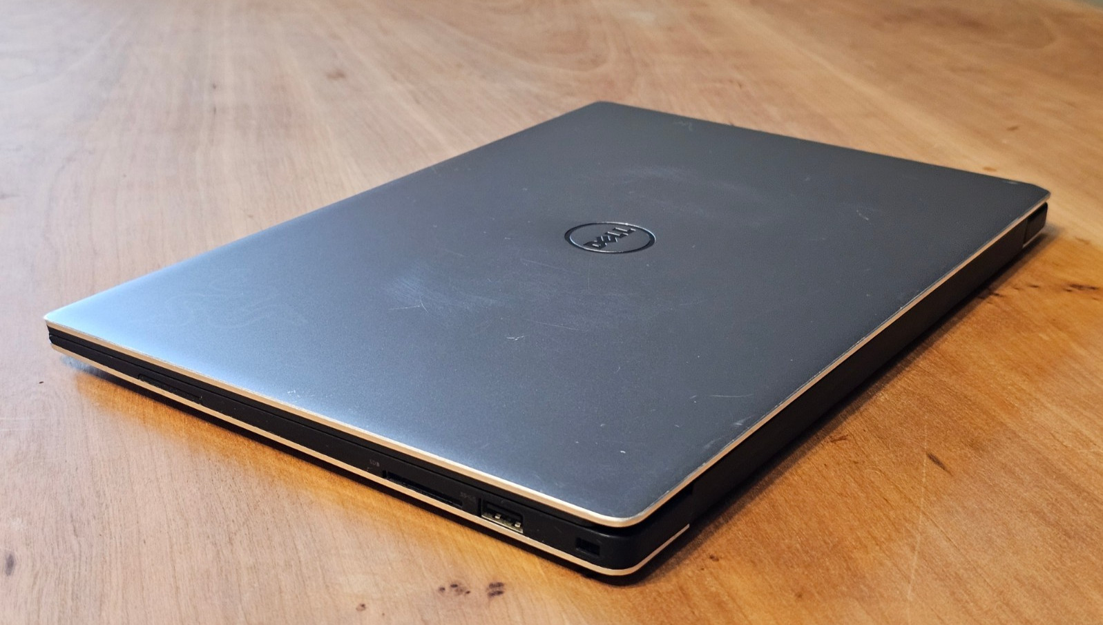 Dell XPS 13 9360 i7-8550 16GB RAM 128GB NVMe QHD+ Touchscreen Bad Battery