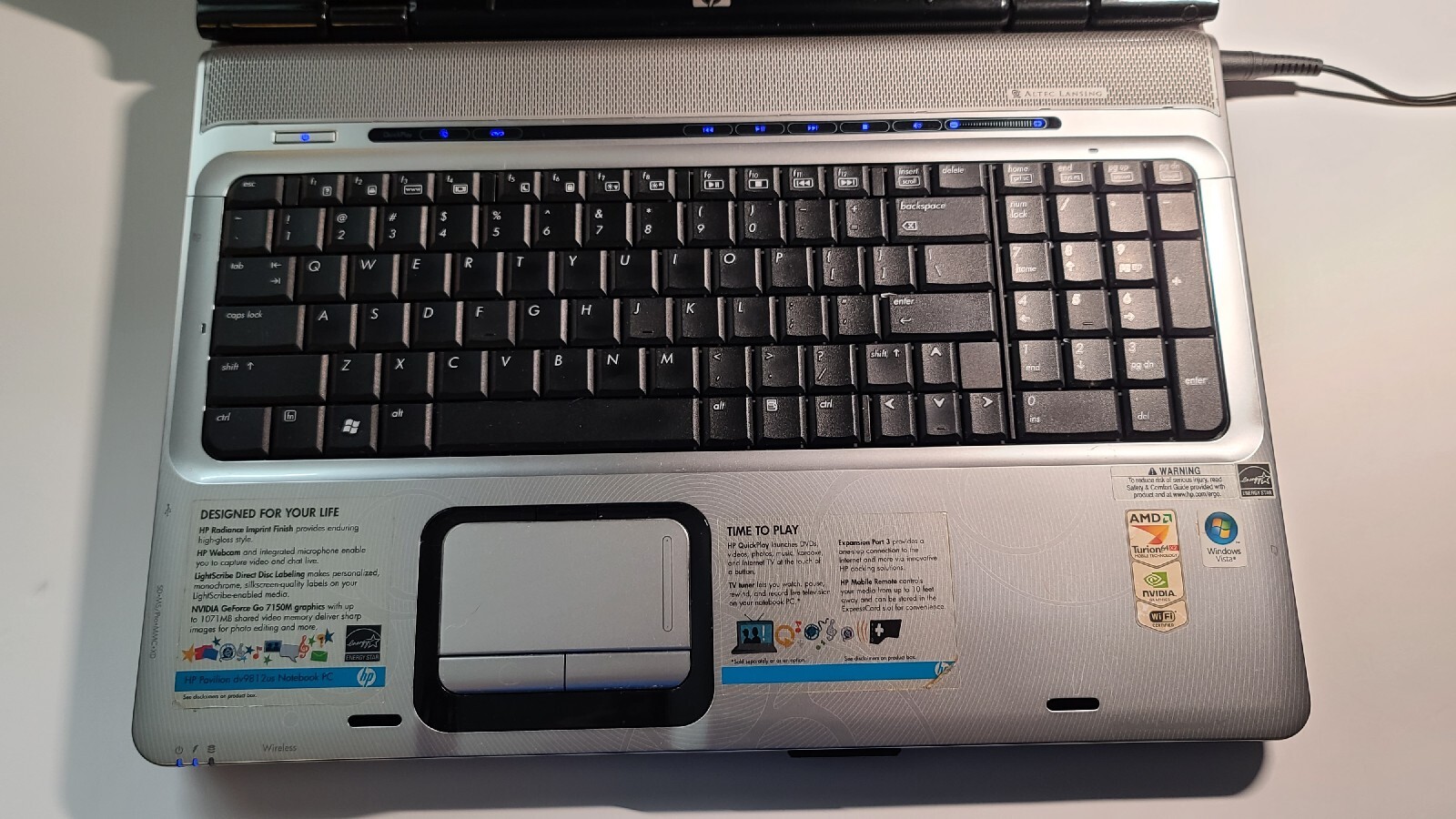 FOR PARTS / REPAIR 17″ HP Pavilion DV9700