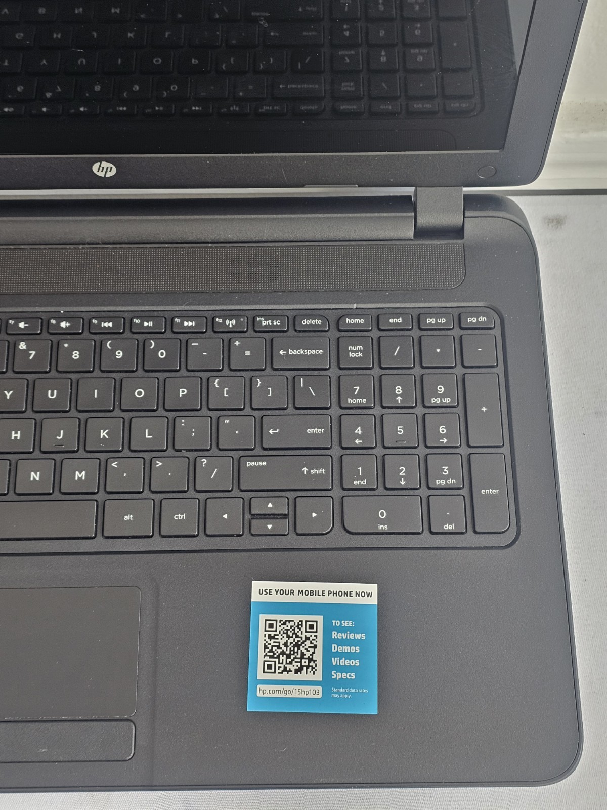 HP 15-f305dx Laptop – AMD A6-5200 – 4GB RAM – 120GB SSD – BAD BATT – Windows 10
