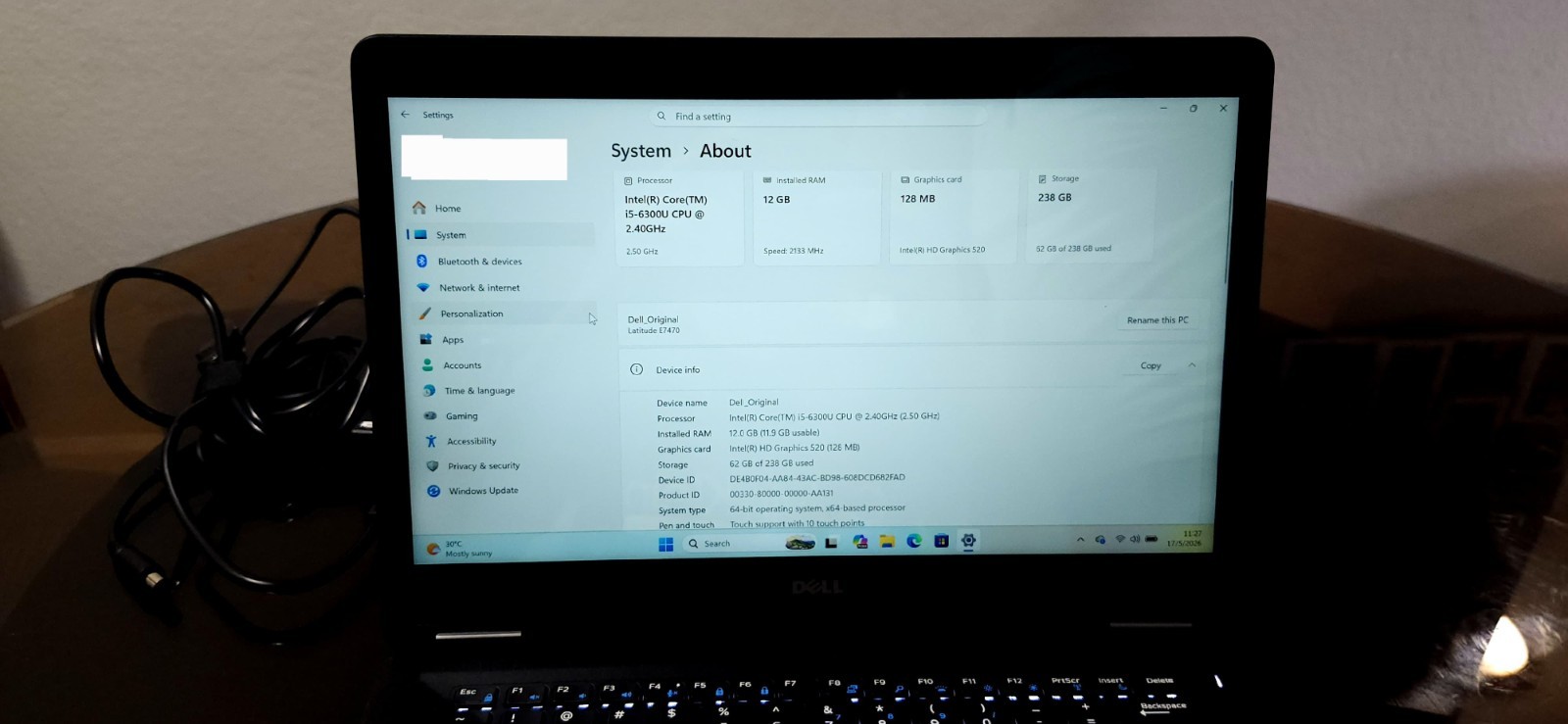 Dell Latitude E7470-256GB SSD, 12 GB RAM, Intel Core i5 6th Gen, Touchscreen