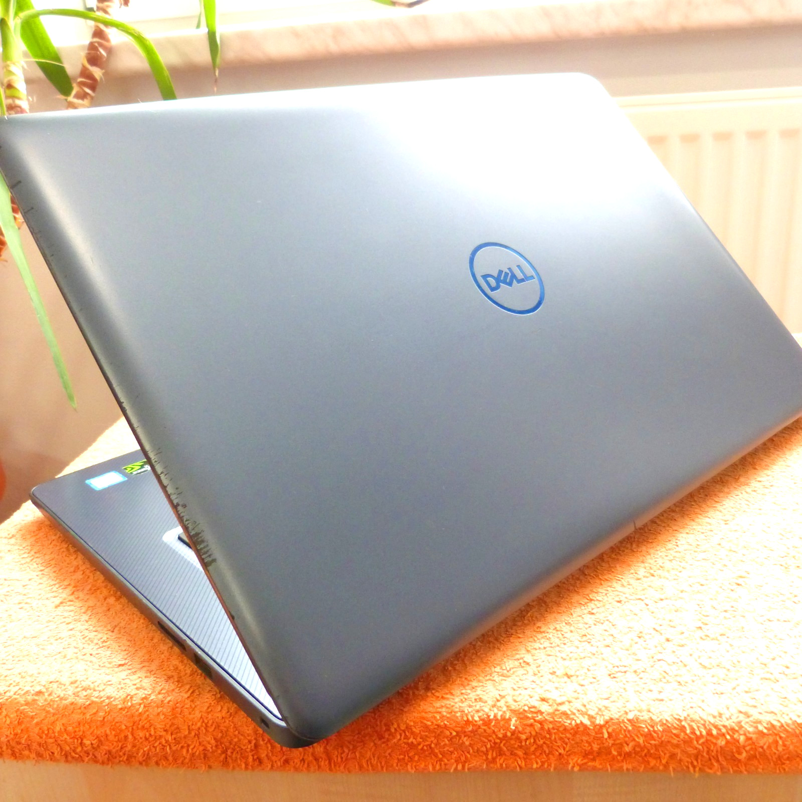 Dell 3779 G3 P35E l 17 inch FULLHD GAMING l SSD Windows 11 l 16GB RAM Intel 8GEN