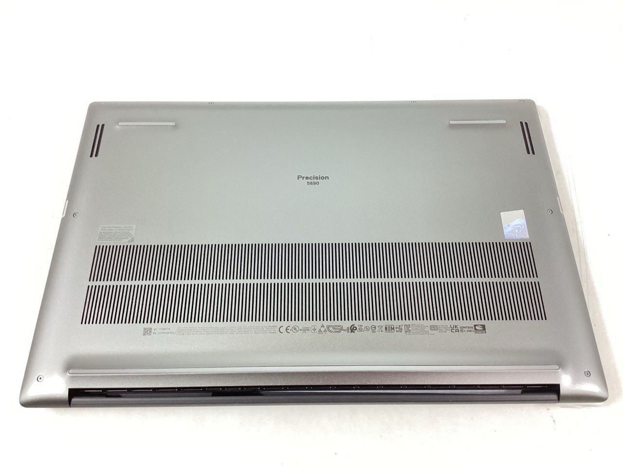 Dell Precision 5690 16″ Ultra 7 165H 32GB 1TB SSD RTX 2000 W11P WiFi 7 – 728PF