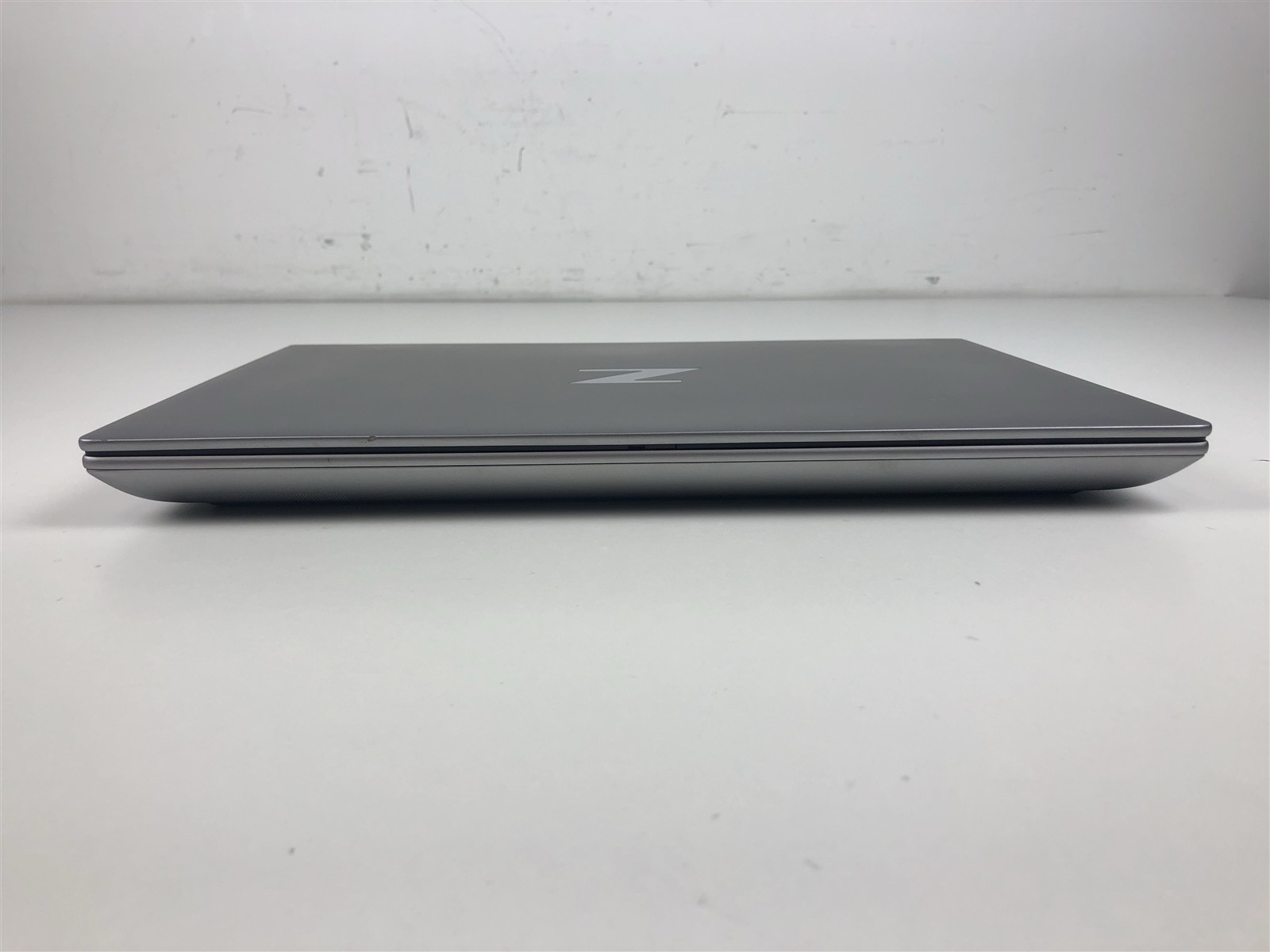 HP ZBook Fury 16 G9: Intel Core i7-12850HX 2.1GHz – 32GB – 1TB – RTX A3000