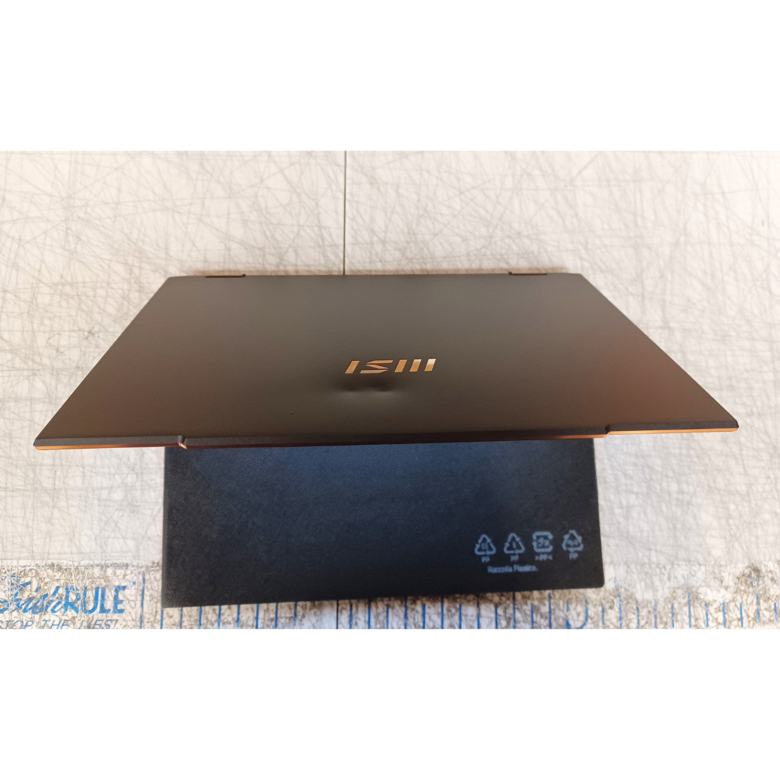 MSI Summit 13 AI+ Evo 13.3″ FHD+ Ultra 7-258V 32GB RAM 2TB SSD Arc Win 11 Pro