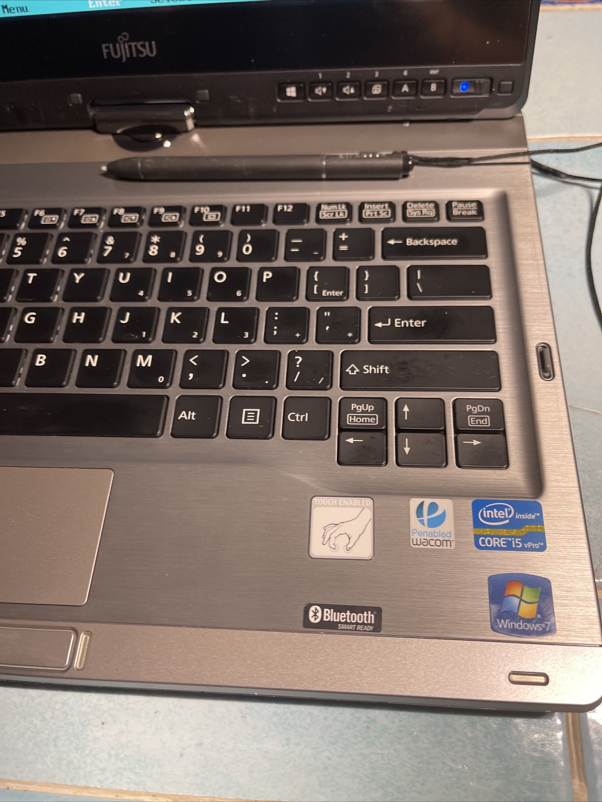 FUJITSU LIFEBOOK T902 CORE i5 2.7GHz 8GB RAM TOUCH No HDD