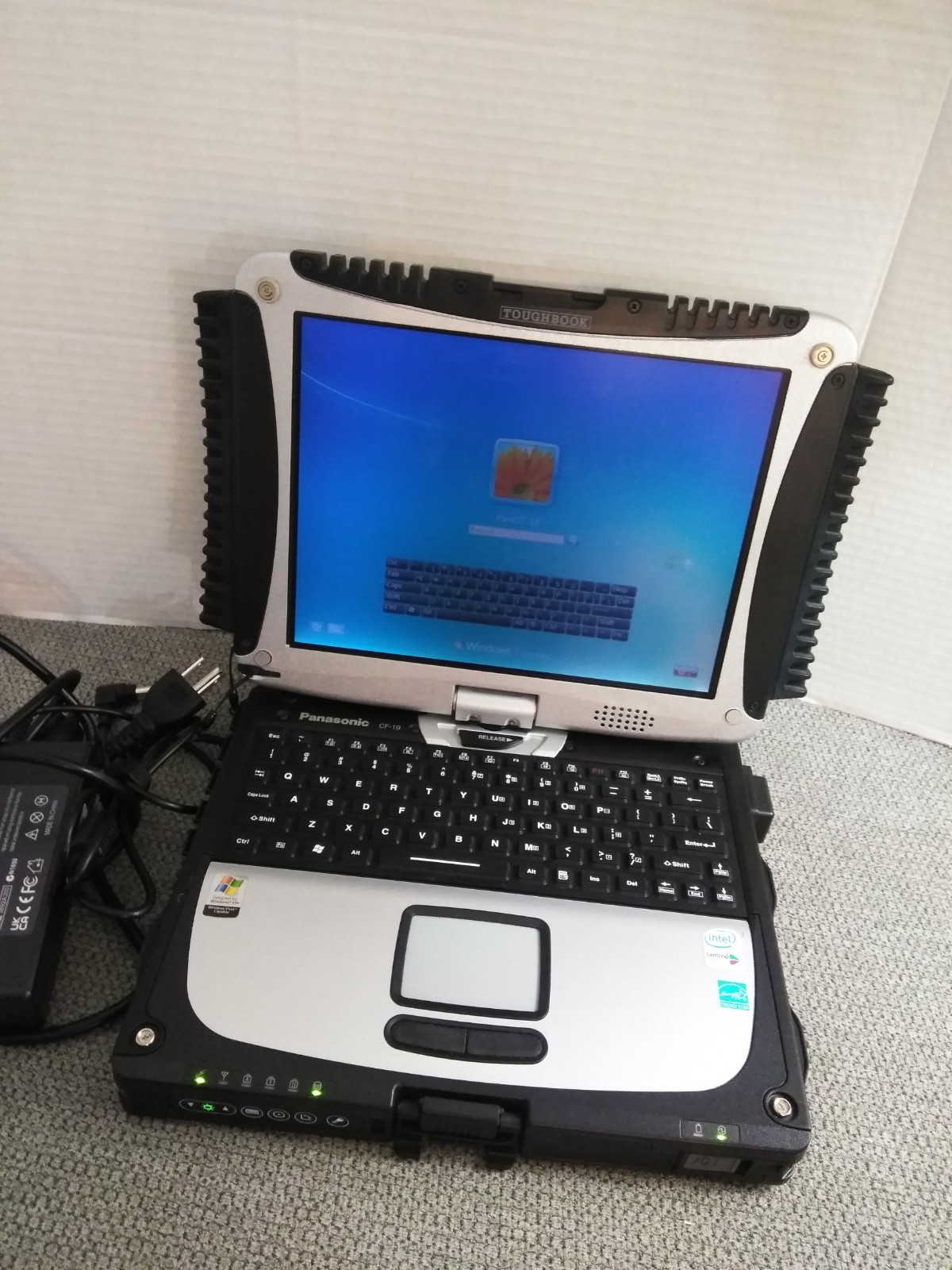 Panasonic CF-19 TOUGHBOOK 10” MICROSOFT WINDOWS, XP TABLET (READ)