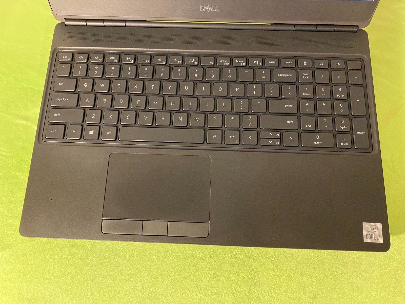 Dell Precision 7550 15.6″ Intel i7-10750H 64GB RAM 512B SSD NVIDIA Quadro T2000