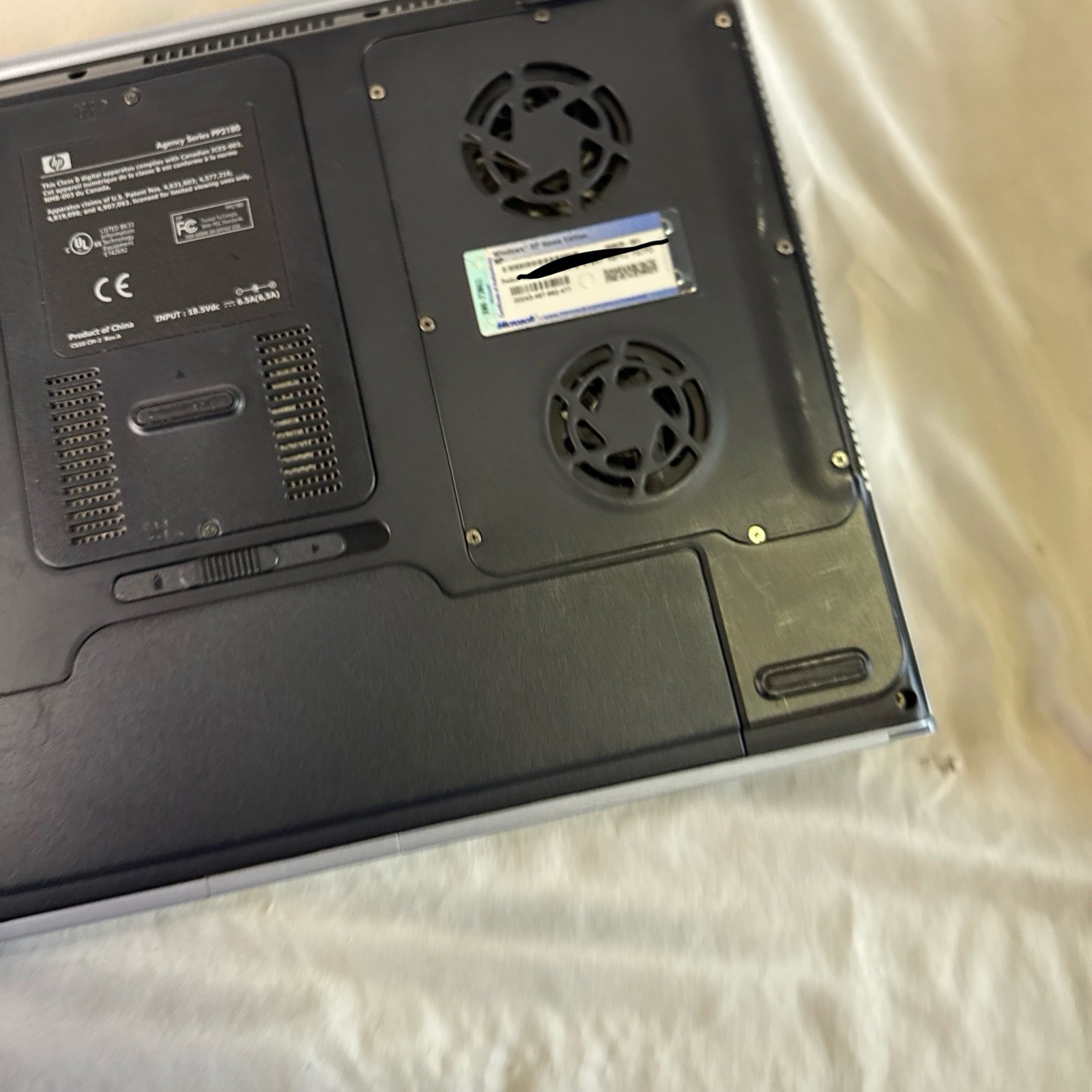 HP Pavilion Intel Pentium 4 w/ 512mb Ram & 160GB HD Windows XP Gaming Laptop