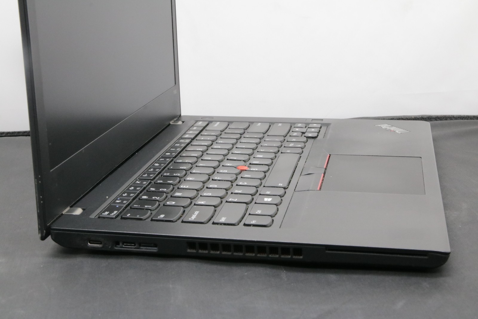 Lenovo ThinkPad T480 – i7-8650U – 8GB, No SSD/Windows, No 2nd Battery – Lot of 2