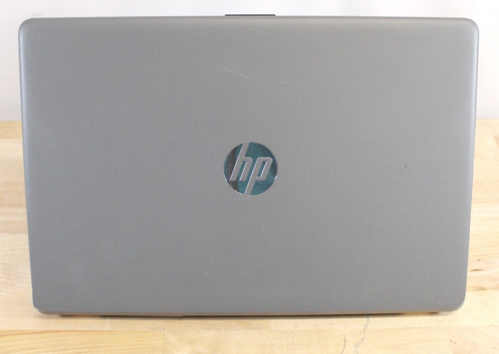 HP Laptop 15-bs033cl i3-7100U 2.40GHz 12GB RAM No Drive