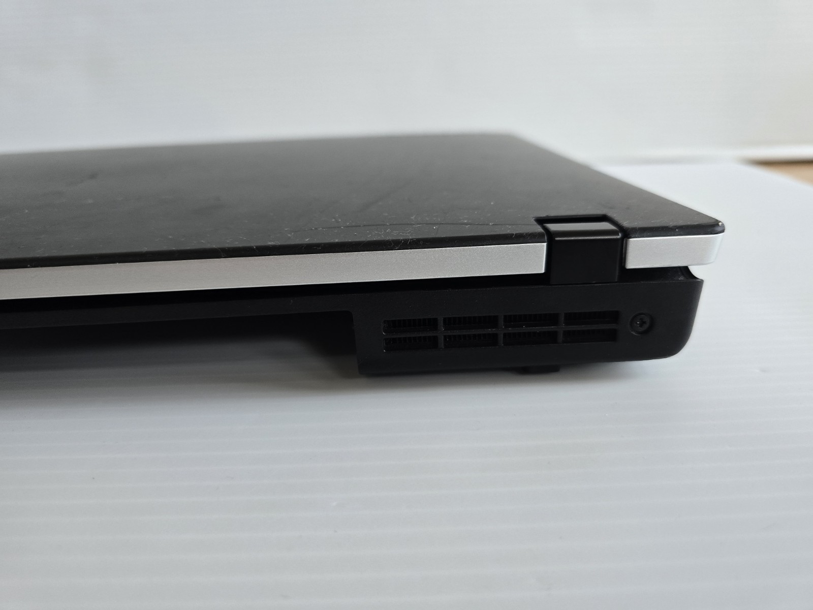 Lenovo ThinkPad E520 Laptop i3-2350M 4GB RAM 500GB HDD Win7 Pro No Batt/Charger