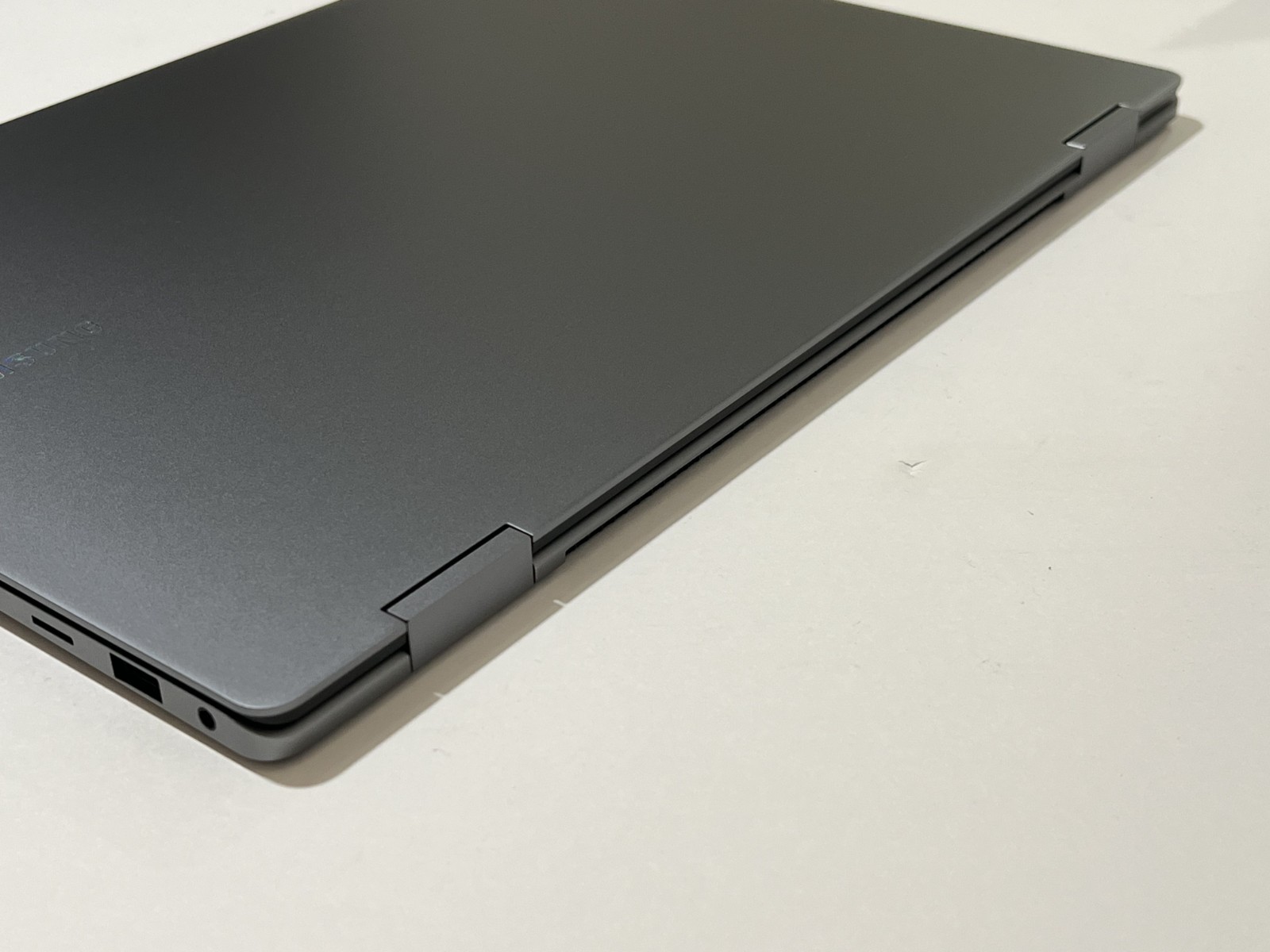 Samsung Galaxy Book5 PRO 360 16″ Intel Ultra 7 32GB RAM 1TB SSD NP960QHA #084H
