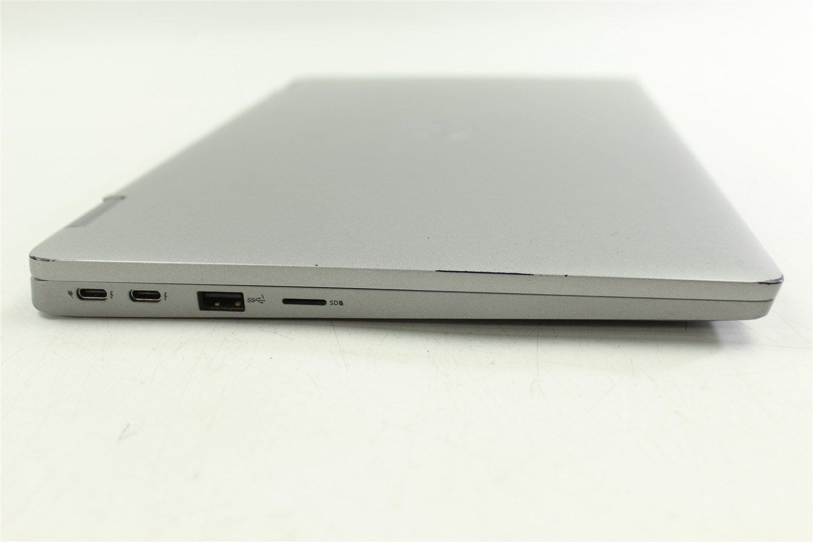 Dell Latitude 5330 13.3″ FHD Touch i5-1245U 1.6GHz 256GB SSD 16GB RAM W11H