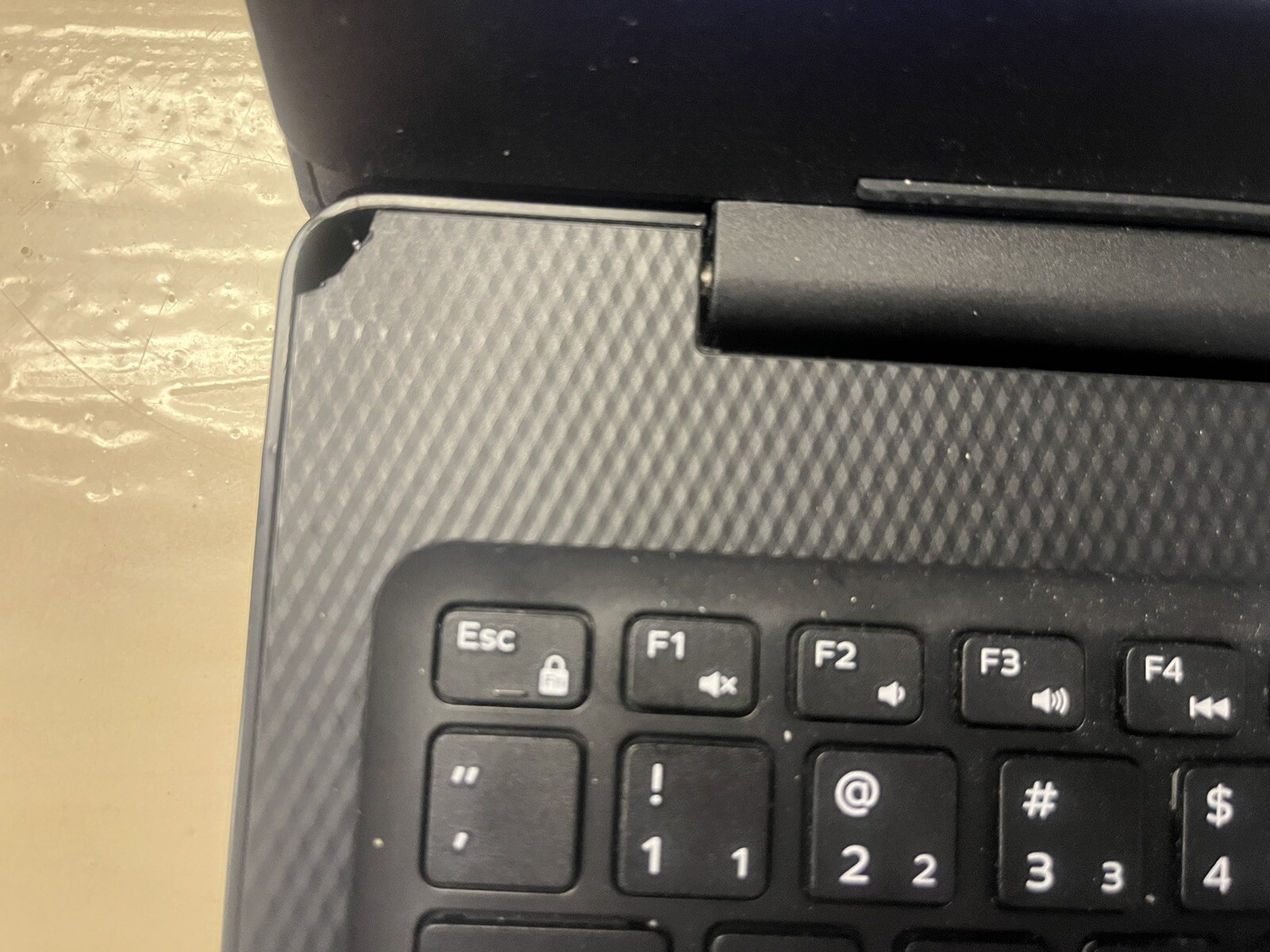 Dell Inspiron 3585
