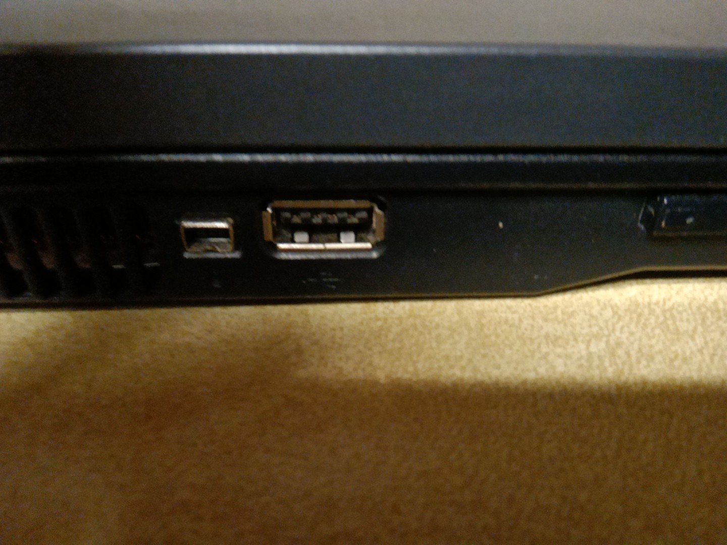 HP Compaq NX 7400 laptop DVD player. Don’t have charger. Being sold as is parts.