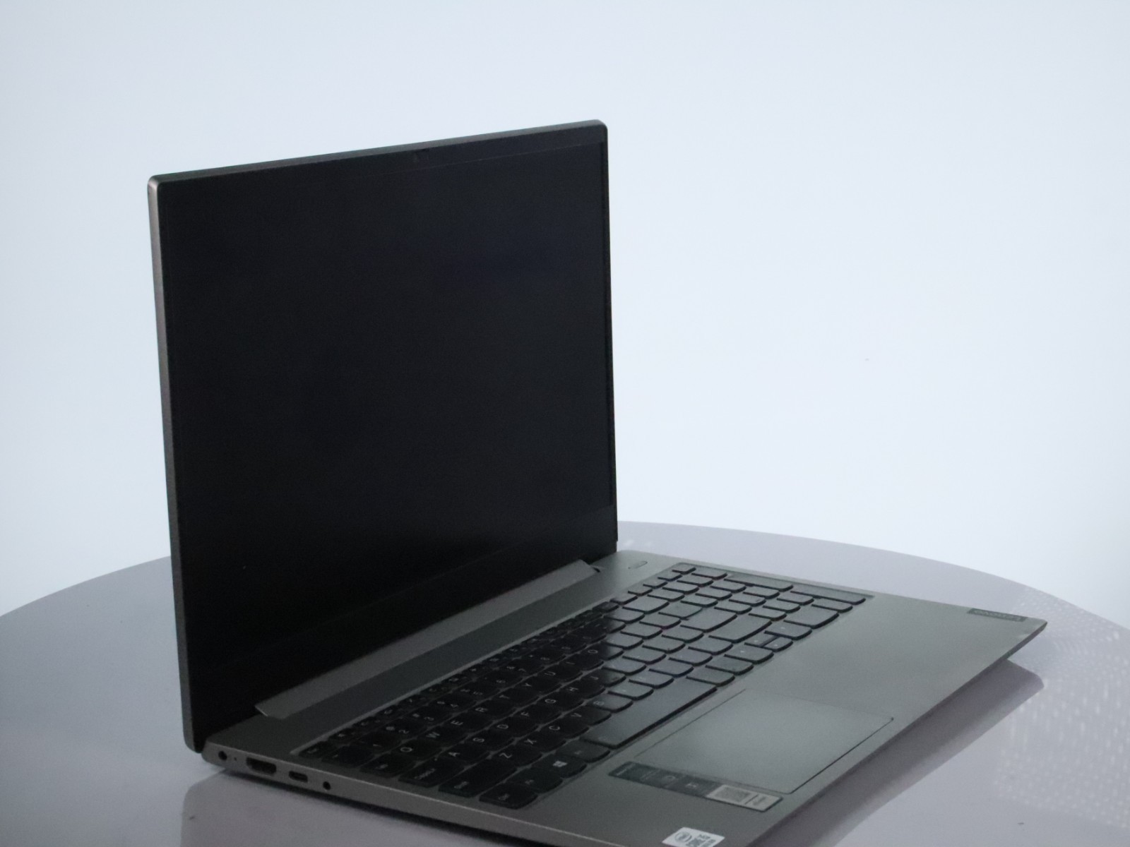 Lenovo Ideapad S340-15IIL Intel Core i5-1035G1 8GB RAM 256GB SSD W11P w/ AC Adap