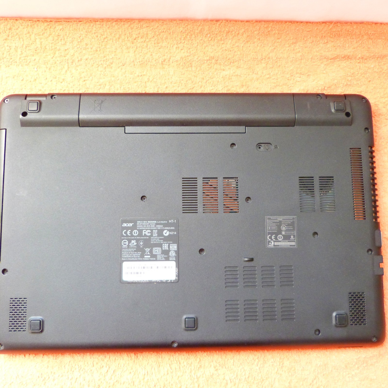 Acer E5 571 UltraBook 15″ FULLHD l SSD Windows 11 Geforce Core i7 HDMI USB3