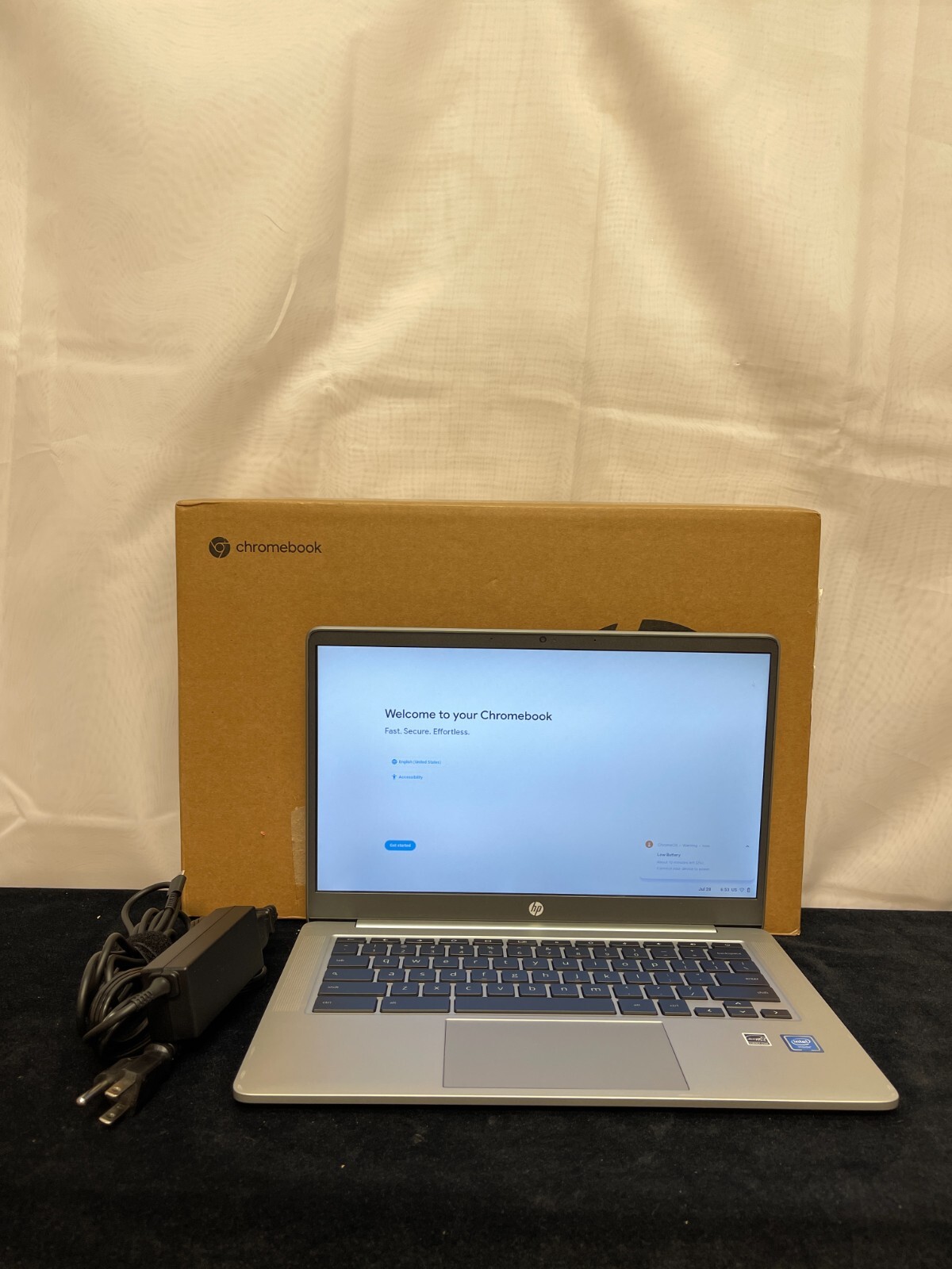 HP Chromebook 14a-na0024nr Silver 4GB RAM 32GB Storage Integrated 14″ Laptop