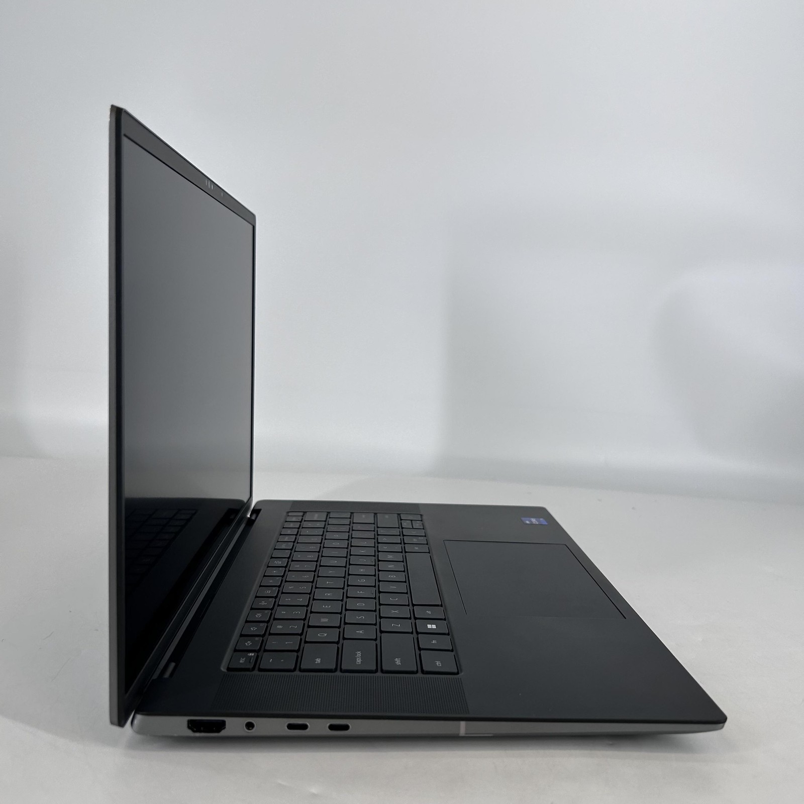 Dell Precision 5680 16 FHD+ 2.6 GHz i9-13900H 64GB 1TB RTX 4000 Ada – Very Good