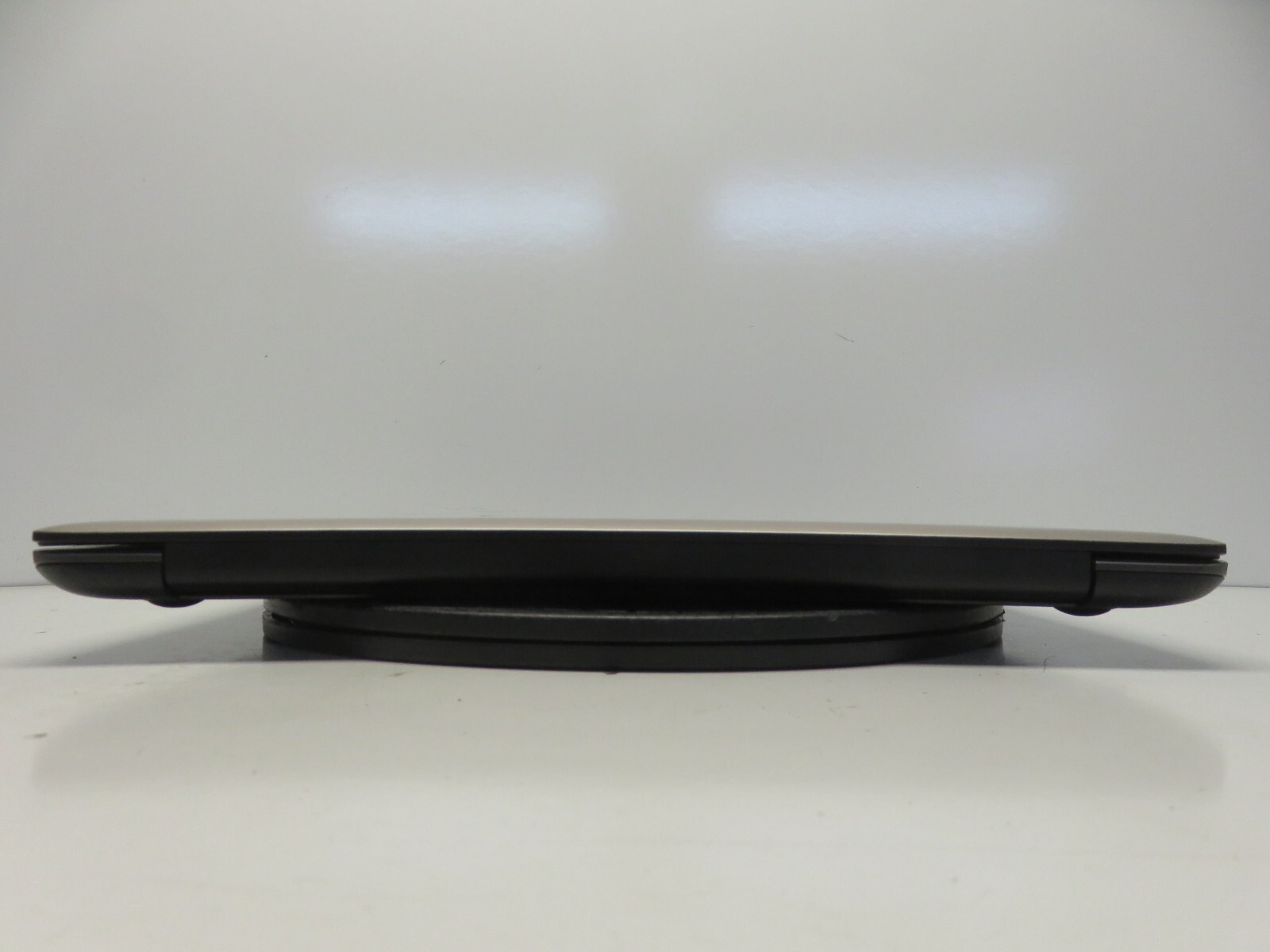 Asus F556U Intel i5-6200U 2.3GHz 8 GB NO HDD No Batt