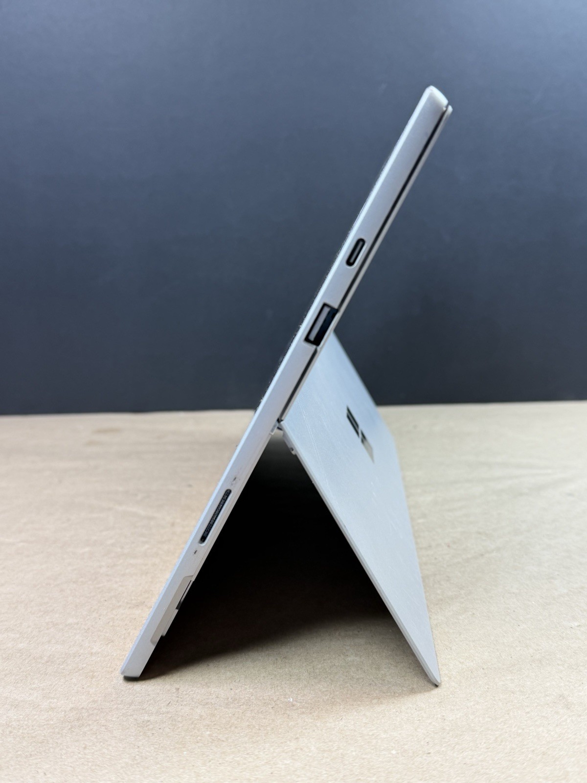 Microsoft Surface 1866 -128GB- PARTS-REPAIR SHIPS FAST!