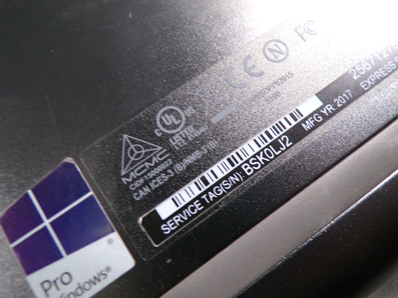 DELL LATITUDE 3379 INTEL CORE i3-6006U 2.00GHZ 4GB RAM **NO HD/ NO CADDIE/ NO OS