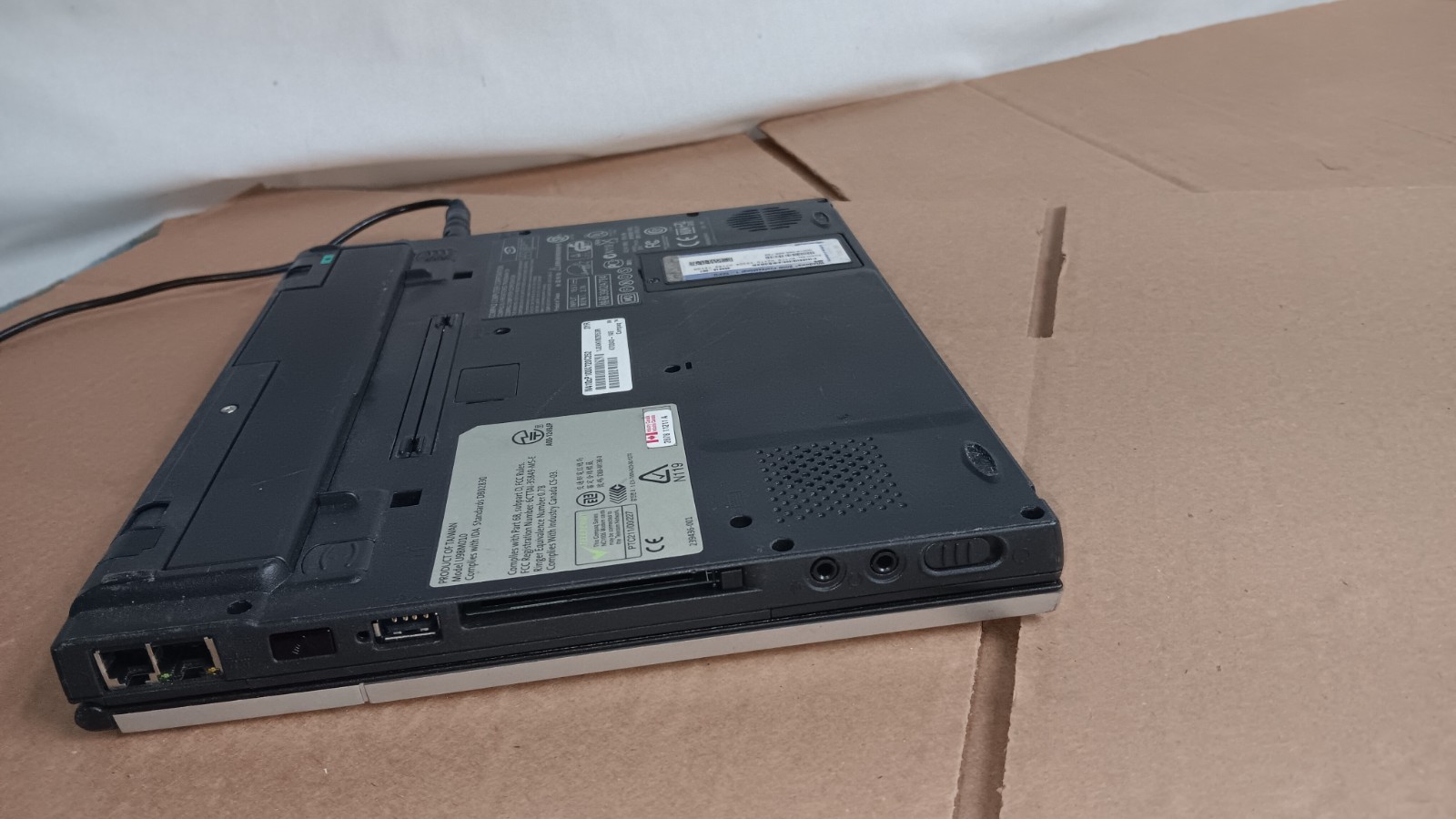 Vintage Compaq Evo N410c Retro Laptop Pentium III-M @ 1 GHz 12″ LCD Screen + AC